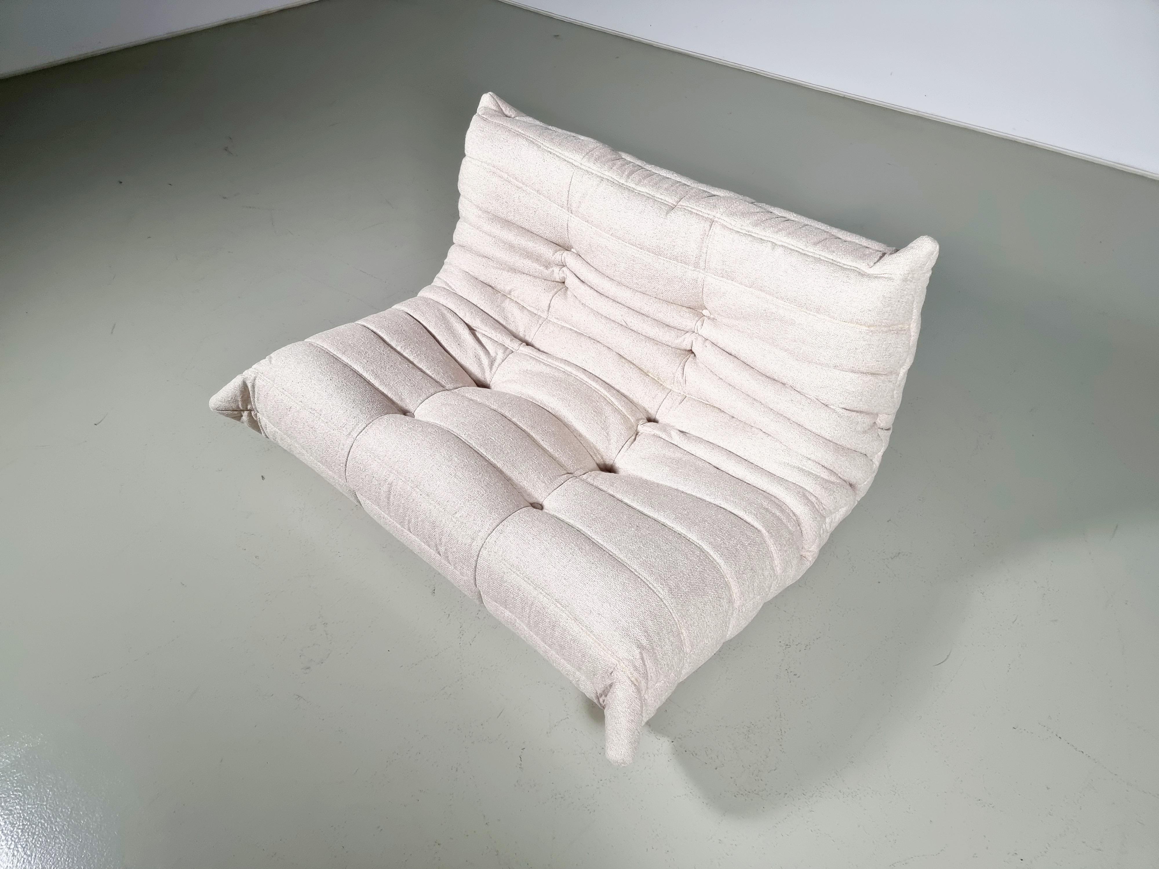 European Togo 2-Seater Sofa in cream fabric by Michel Ducaroy for Ligne Roset, 1970s For Sale