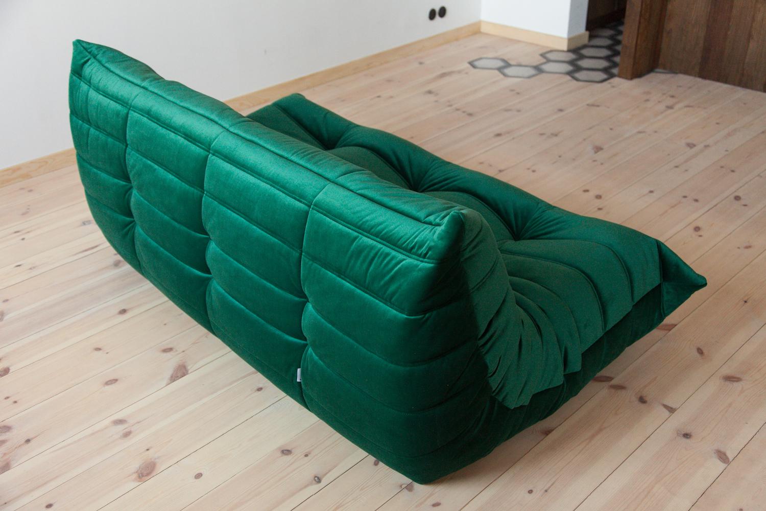Togo 3-Seat Sofa in Bottle Green Velvet by Michel Ducaroy for Ligne Roset For Sale 4