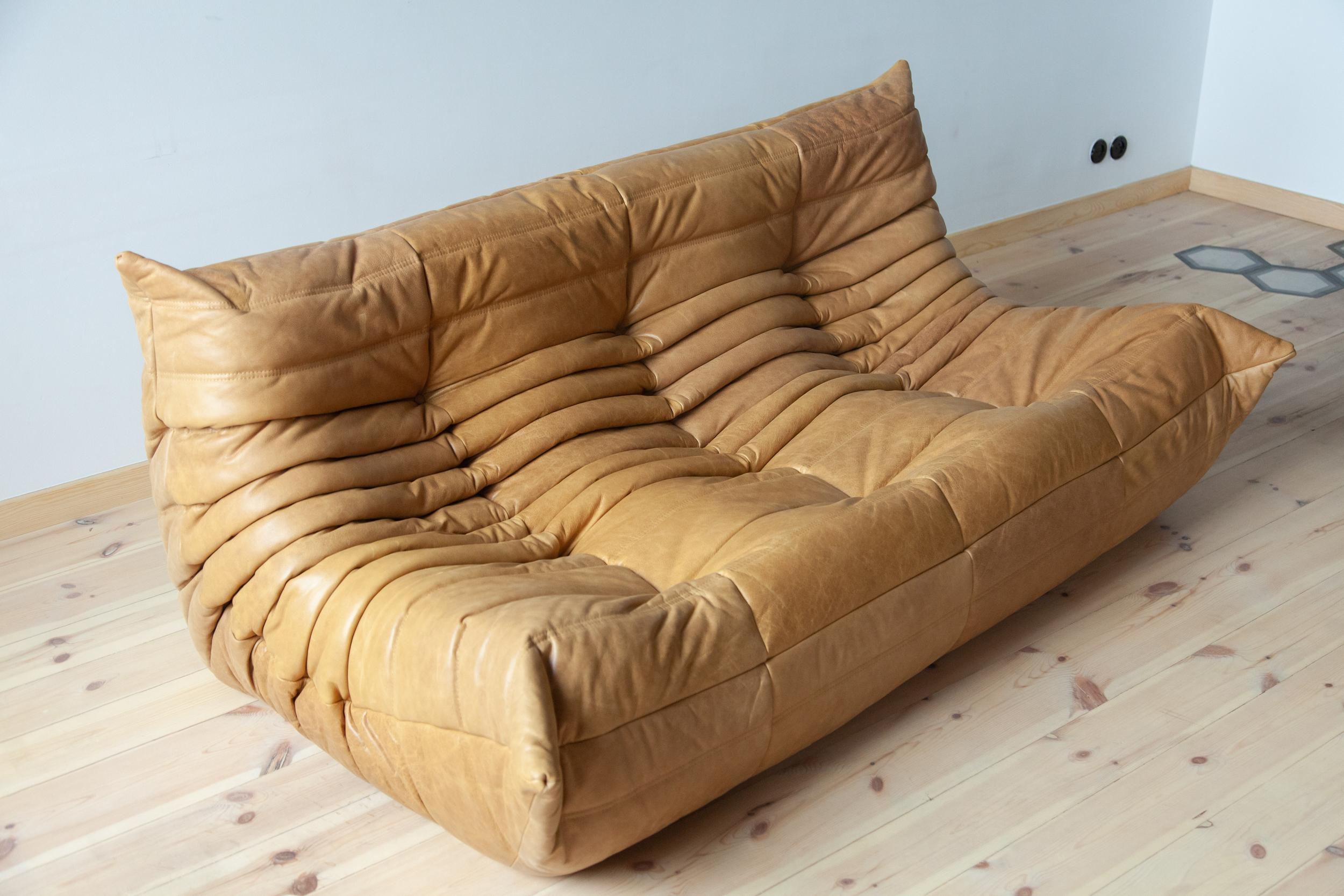 Togo 3-Seat Sofa in Camel Brown Leather by Michel Ducaroy for Ligne Roset For Sale 3