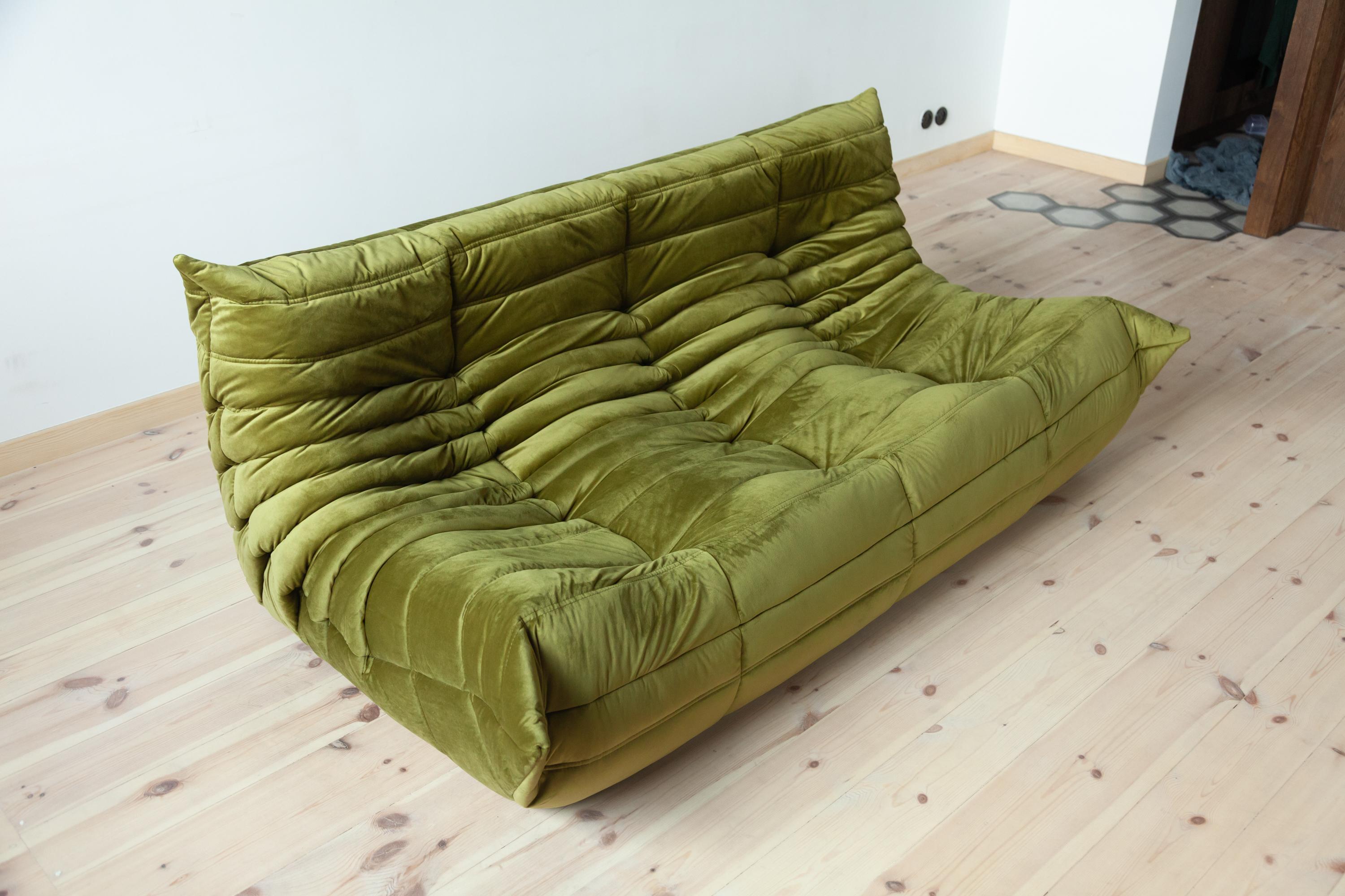 Togo 3-Seat Sofa in Green Velvet by Michel Ducaroy for Ligne Roset For Sale 4