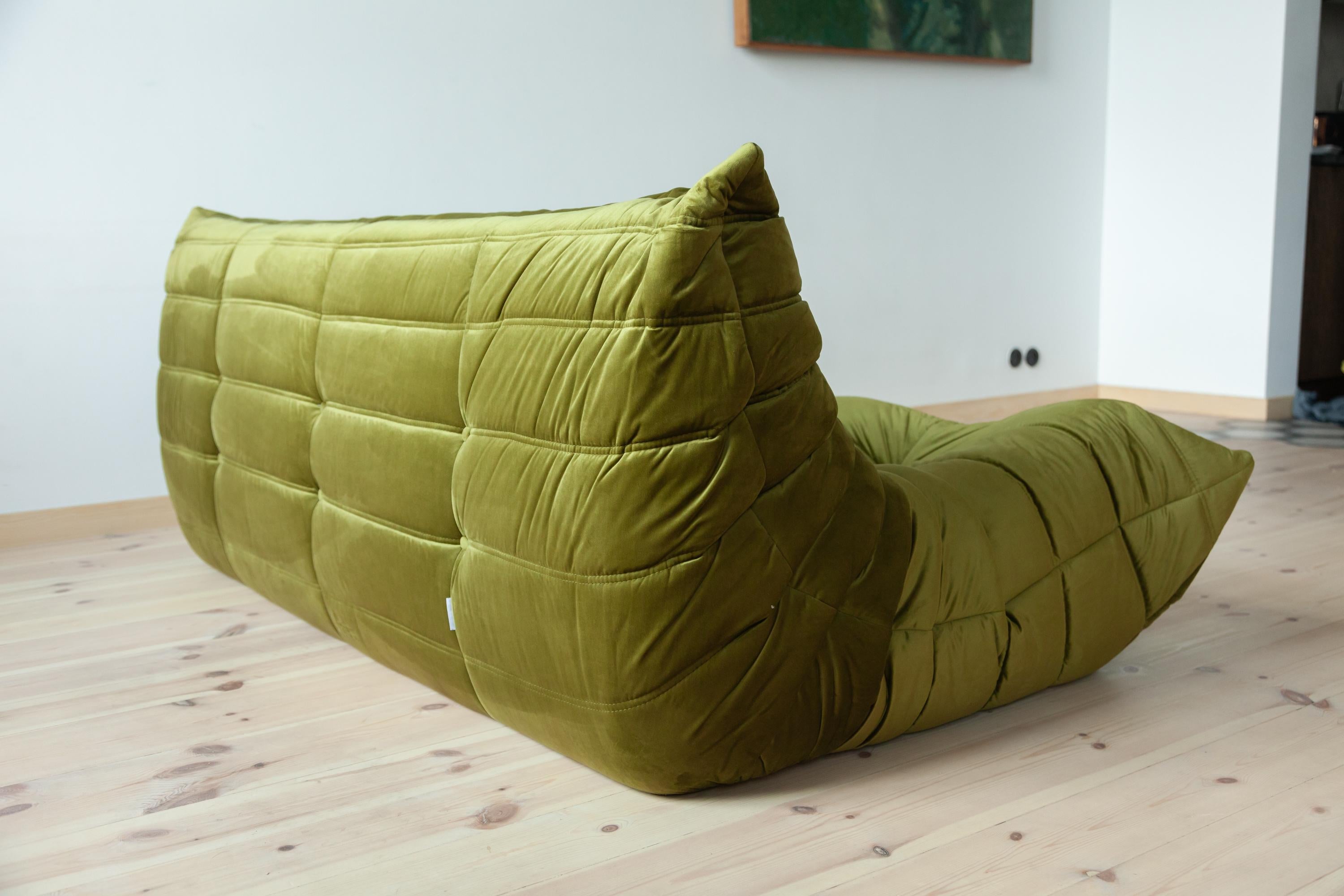 French Togo 3-Seat Sofa in Green Velvet by Michel Ducaroy for Ligne Roset For Sale