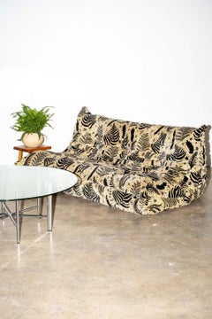 Togo 3-Seater in Original 1980s Fabric, Mint Condition by Michel Ducaroy