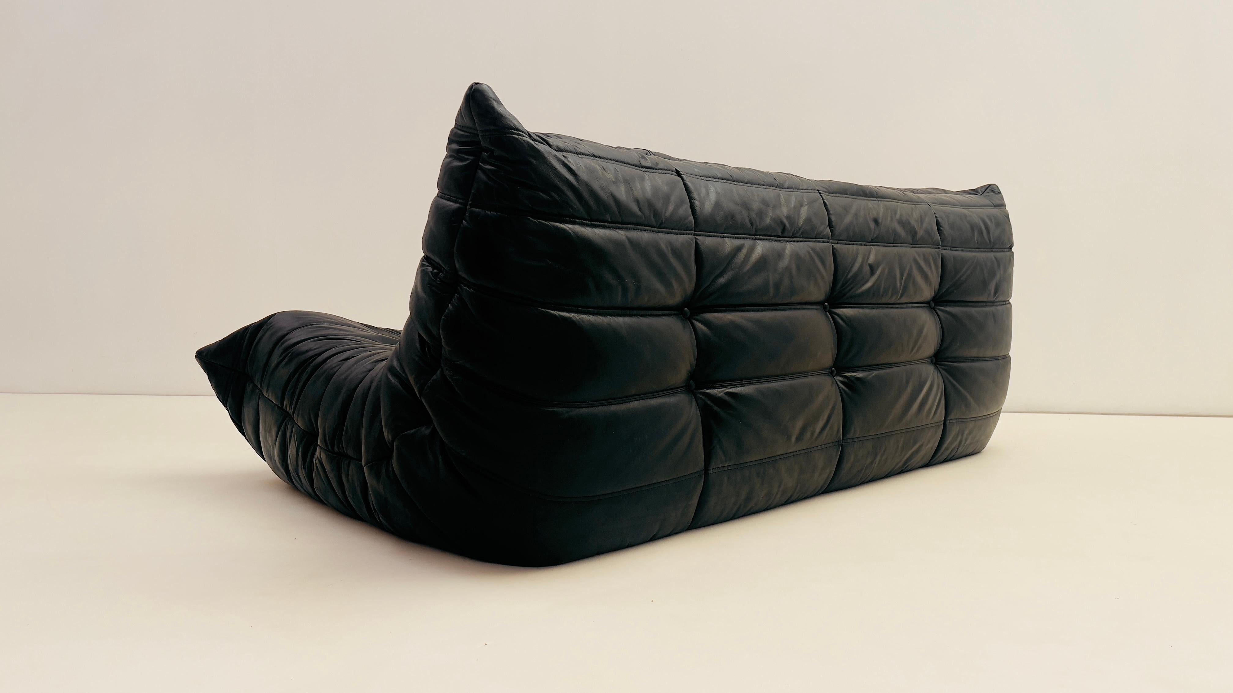 'Togo'  3 seater sofa by Michel Ducaroy for Ligne Roset (Ende des 20. Jahrhunderts) im Angebot
