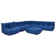 Canapé et repose-pieds modulaires bleu Togo de Michel Ducaroy pour Ligne Roset, lot de 5
