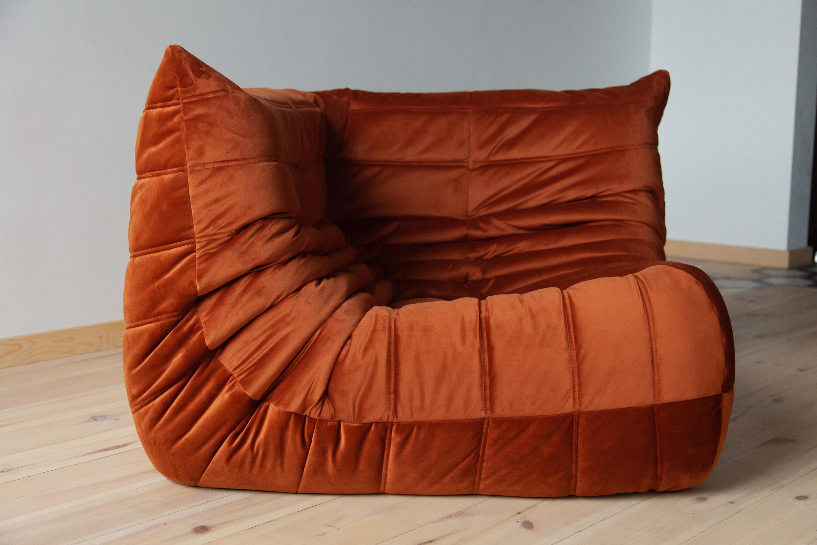 Togo Corner Couch in Amber Velvet by Michel Ducaroy by Ligne Roset For Sale 2