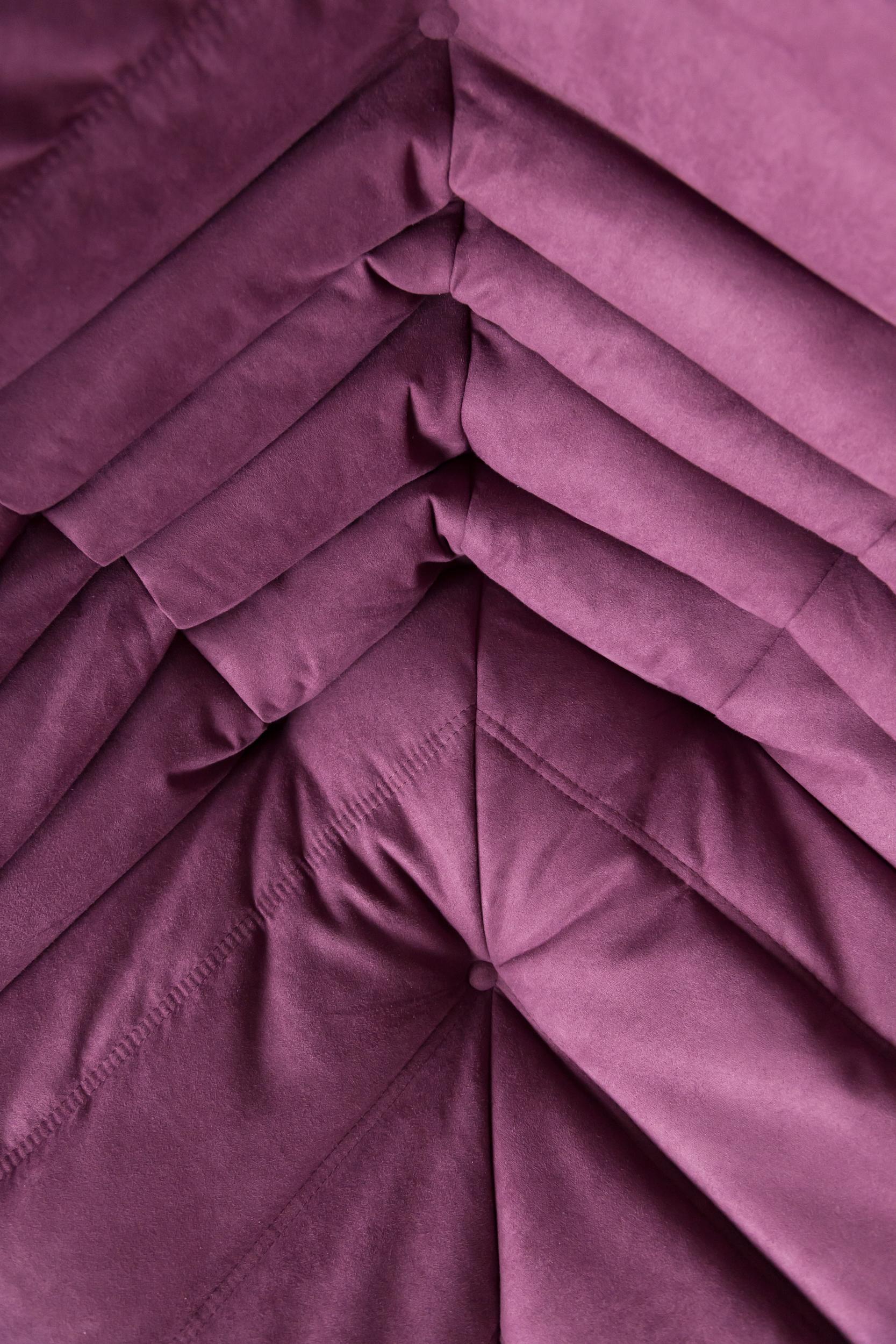 Eckschrank Togo aus Aubergine- Microfibre von Michel Ducaroy von Ligne Roset im Angebot 5