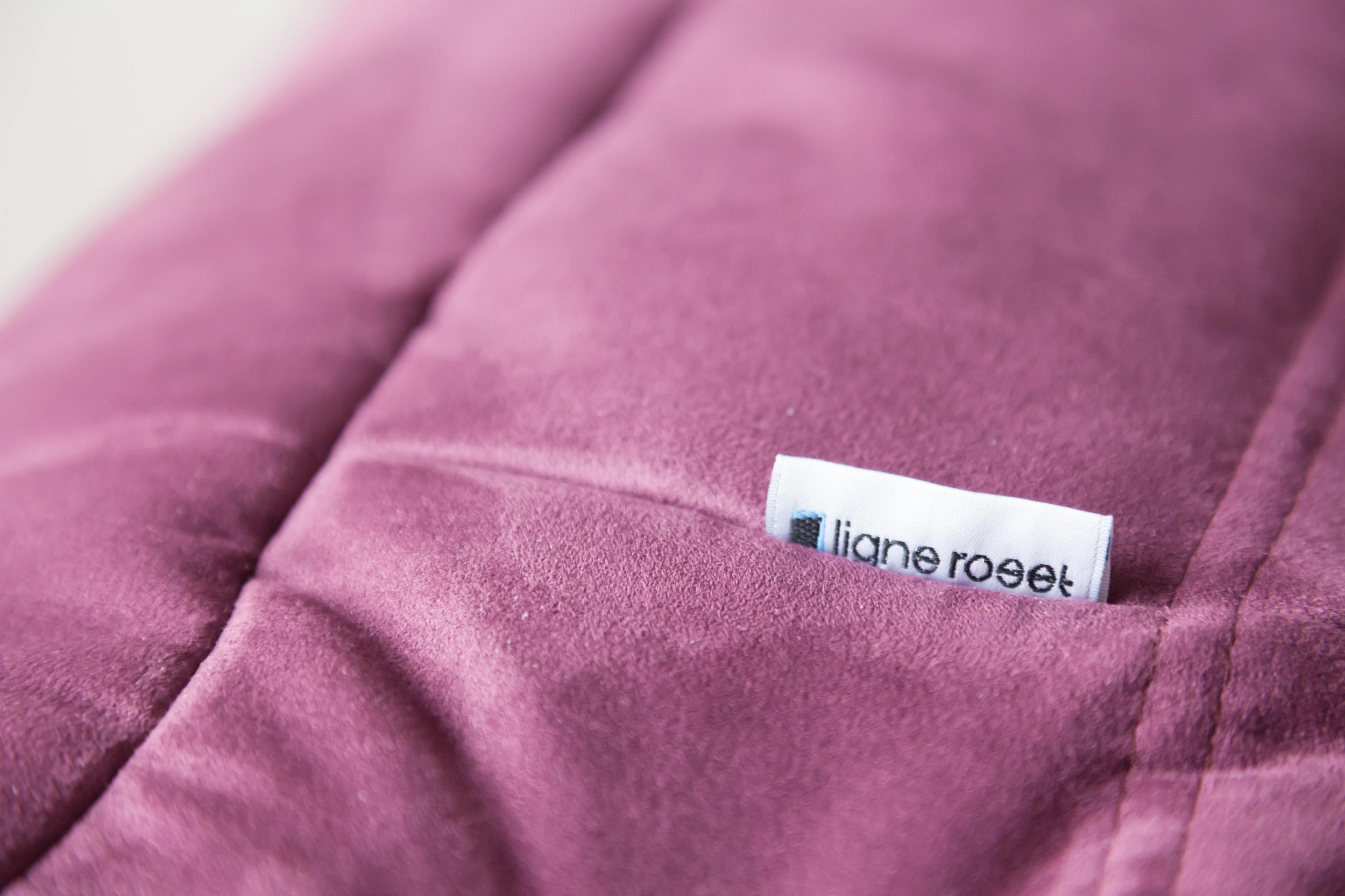 Eckschrank Togo aus Aubergine- Microfibre von Michel Ducaroy von Ligne Roset im Angebot 7
