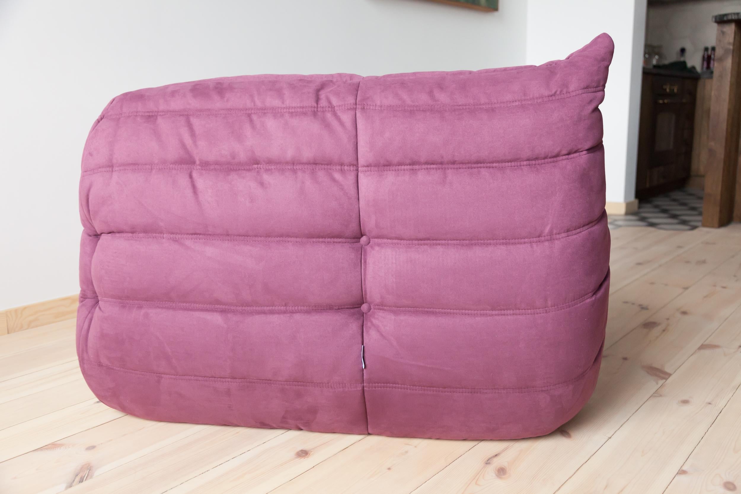Eckschrank Togo aus Aubergine- Microfibre von Michel Ducaroy von Ligne Roset im Angebot 2