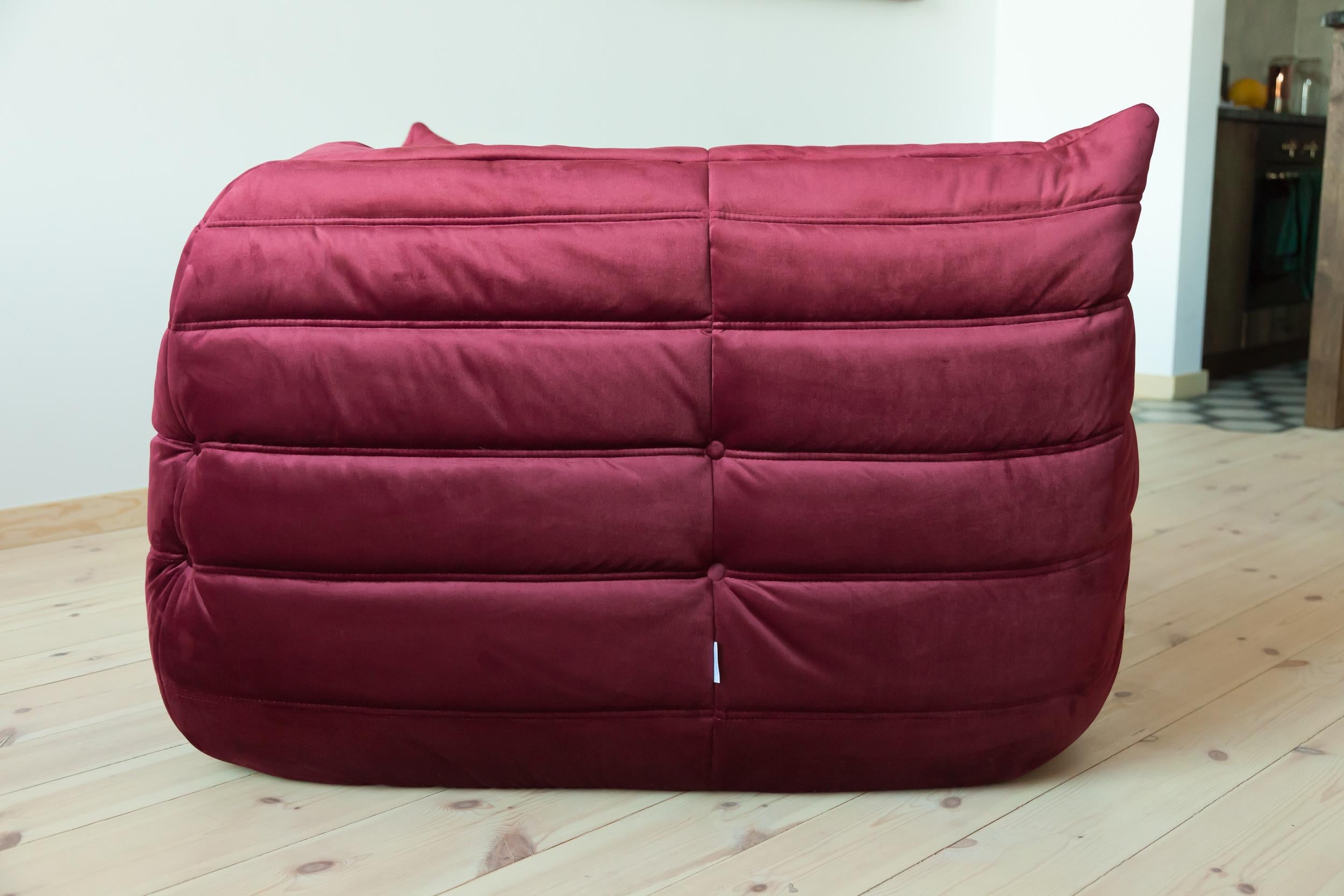 Togo Corner Couch in Burgundy Velvet by Michel Ducaroy by Ligne Roset For Sale 3