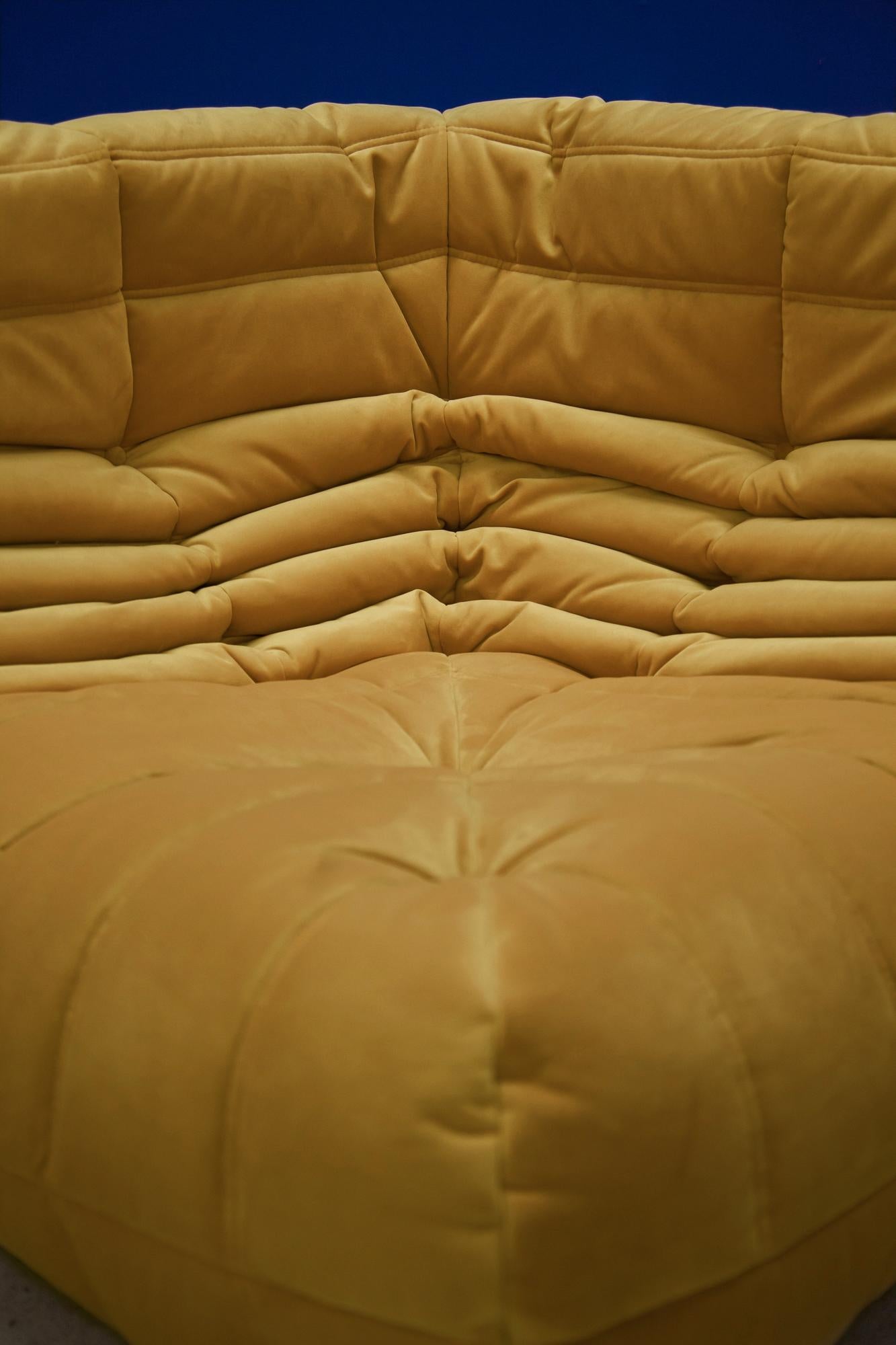 Mid-Century Modern Togo Corner Couch in Golden Yellow Velvet by Michel Ducaroy by Ligne Roset For Sale