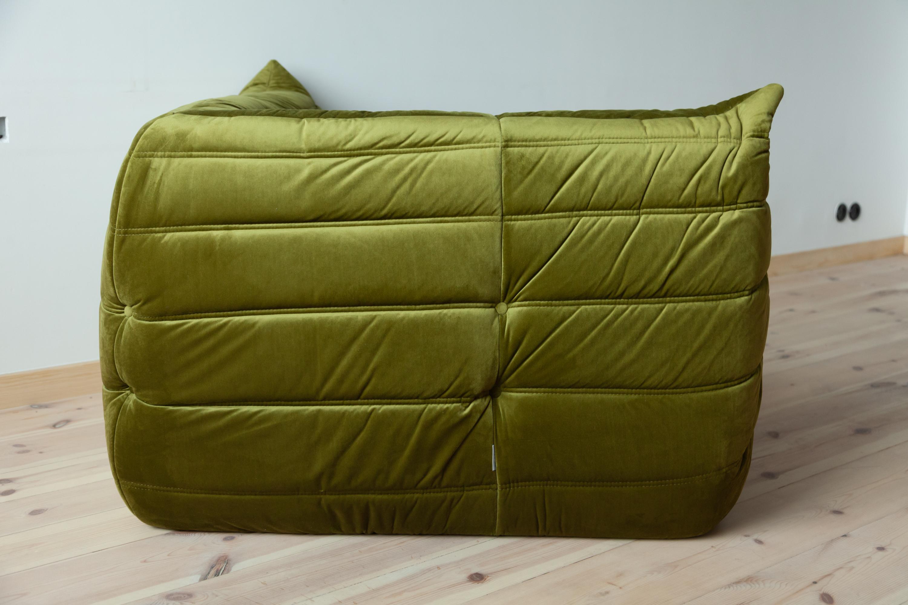 Late 20th Century Togo Corner Couch in Green Velvet by Michel Ducaroy for Ligne Roset For Sale