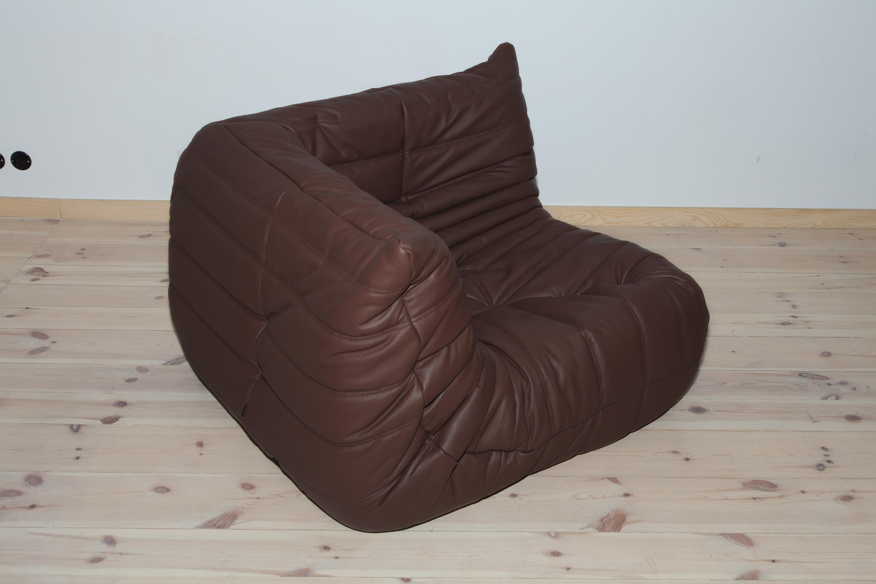 Togo Corner Couch in Madras Brown Leather by Michel Ducaroy by Ligne Roset For Sale 1