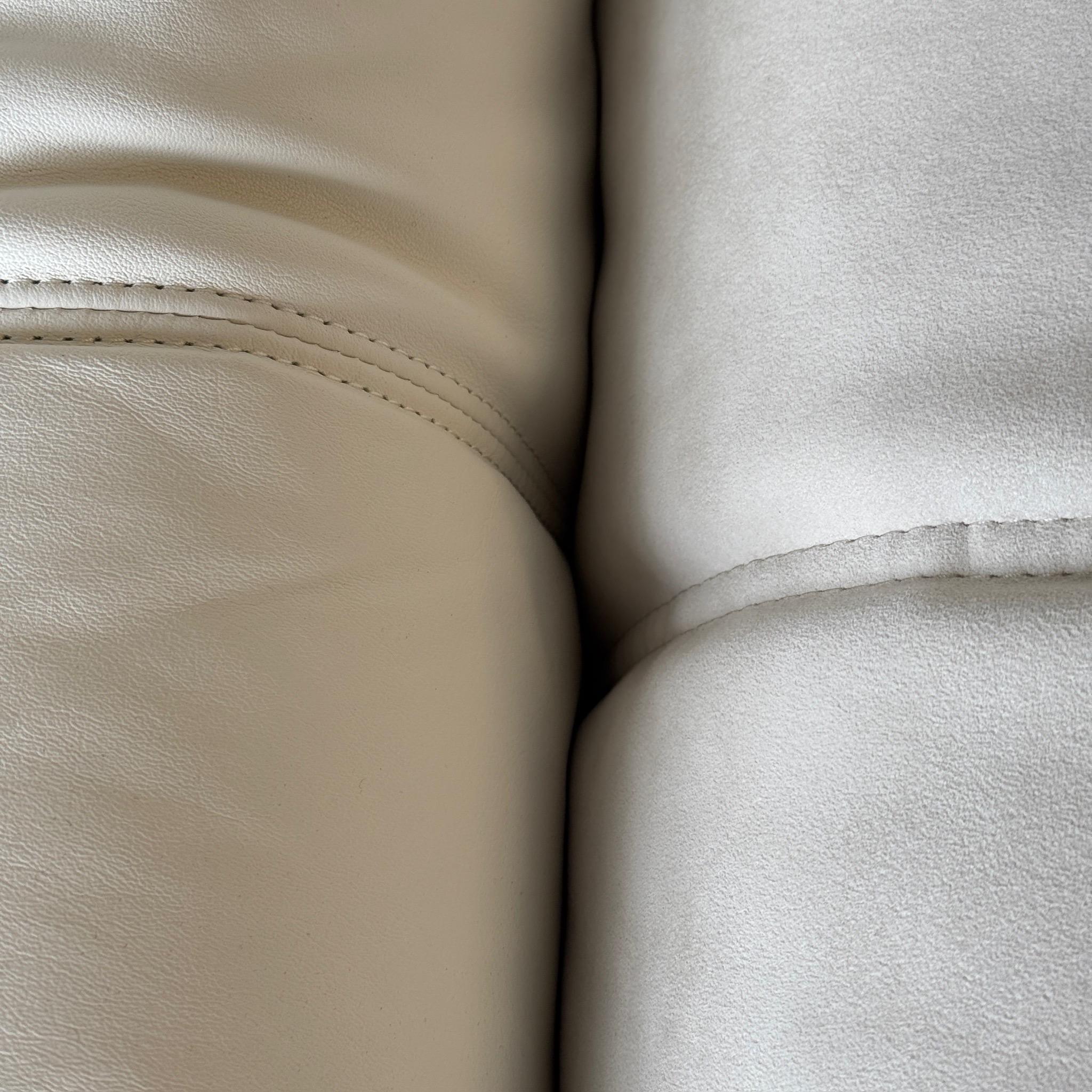XXIe siècle et contemporain Canapé d'angle Togo de Michel Ducaroy pour Ligne Roset en cuir/Alcantara en vente
