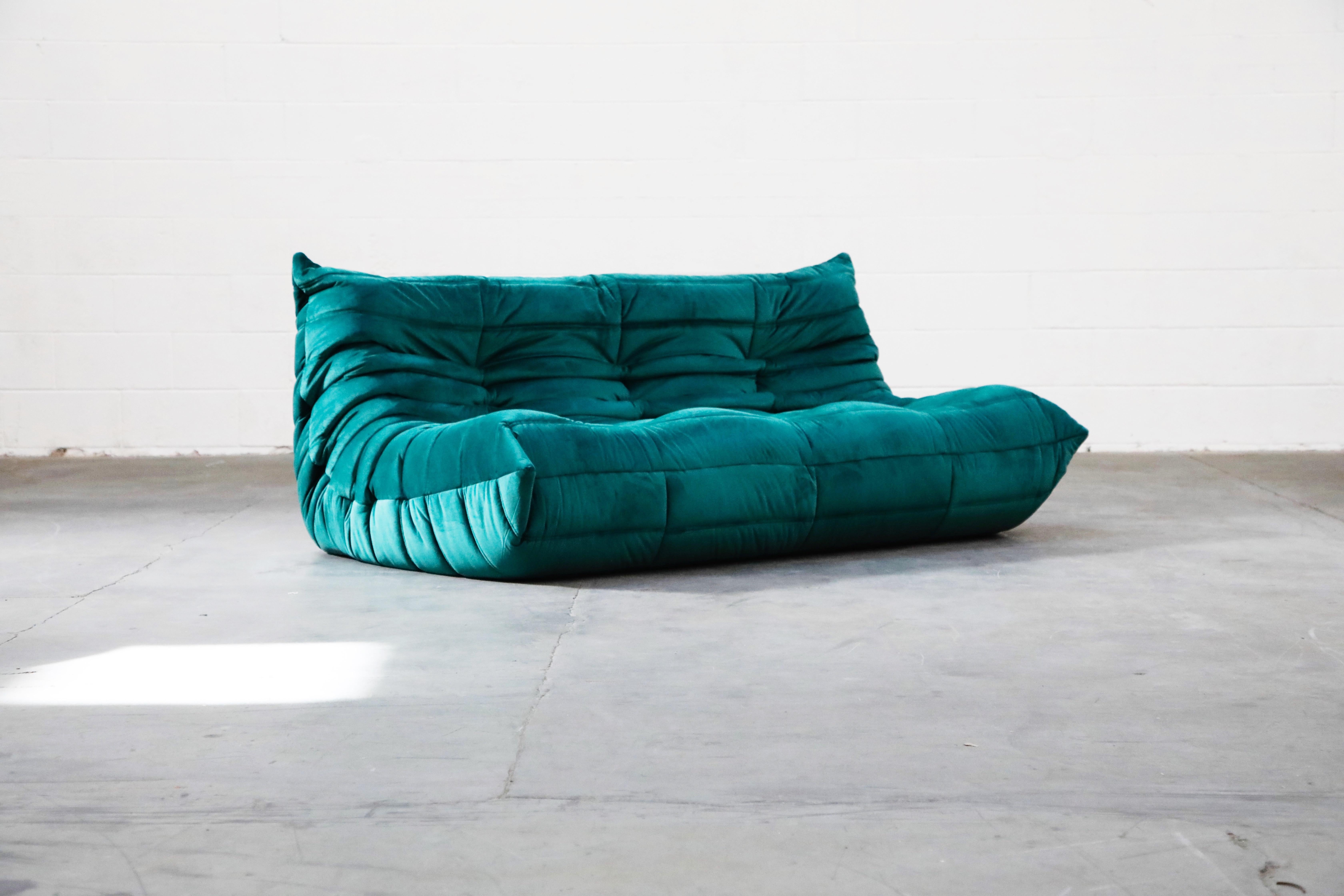 'Togo' Four-Piece Set by Michel Ducaroy for Ligne Roset in Emerald Green Velvet In Excellent Condition In Los Angeles, CA