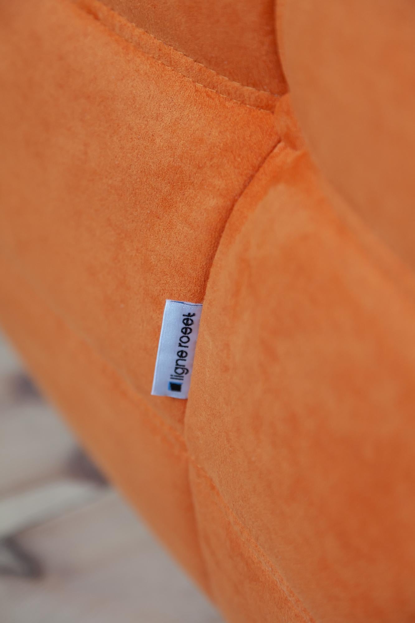 Togo Longue Chair in Orange Microfibre by Michel Ducaroy, Ligne Roset For Sale 10