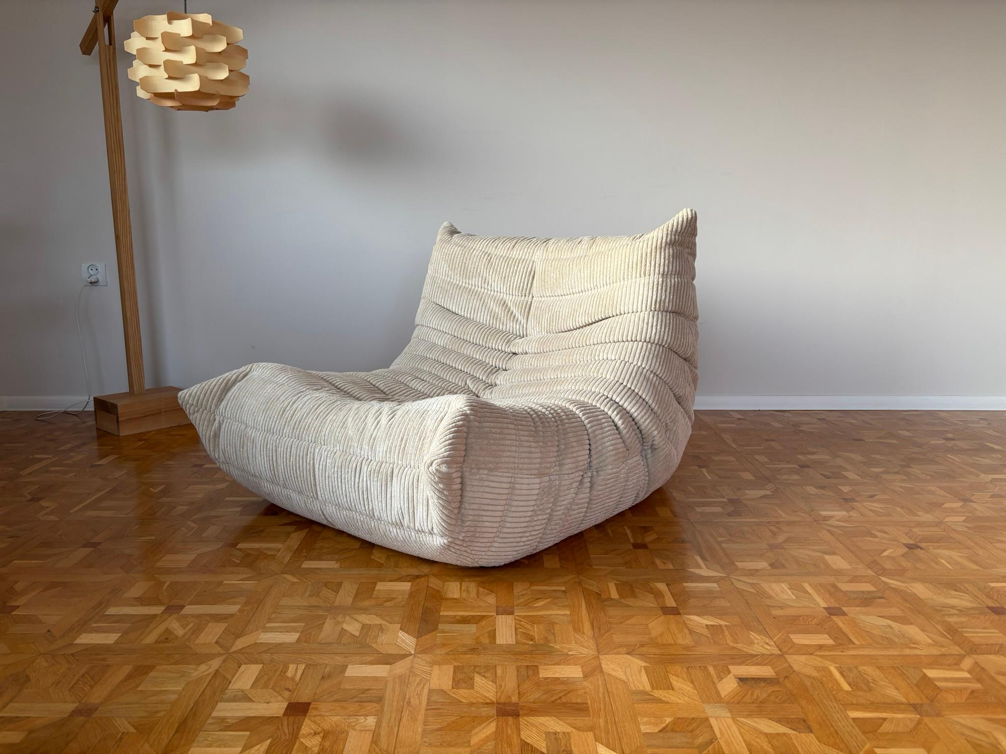 Mid-Century Modern Fauteuil de salon et pouf Togo de Michel Ducaroy pour Ligne Roset