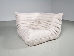 Togo Lounge Chairin tessuto crema di Michel Ducaroy per Ligne Roset, circa anni '70