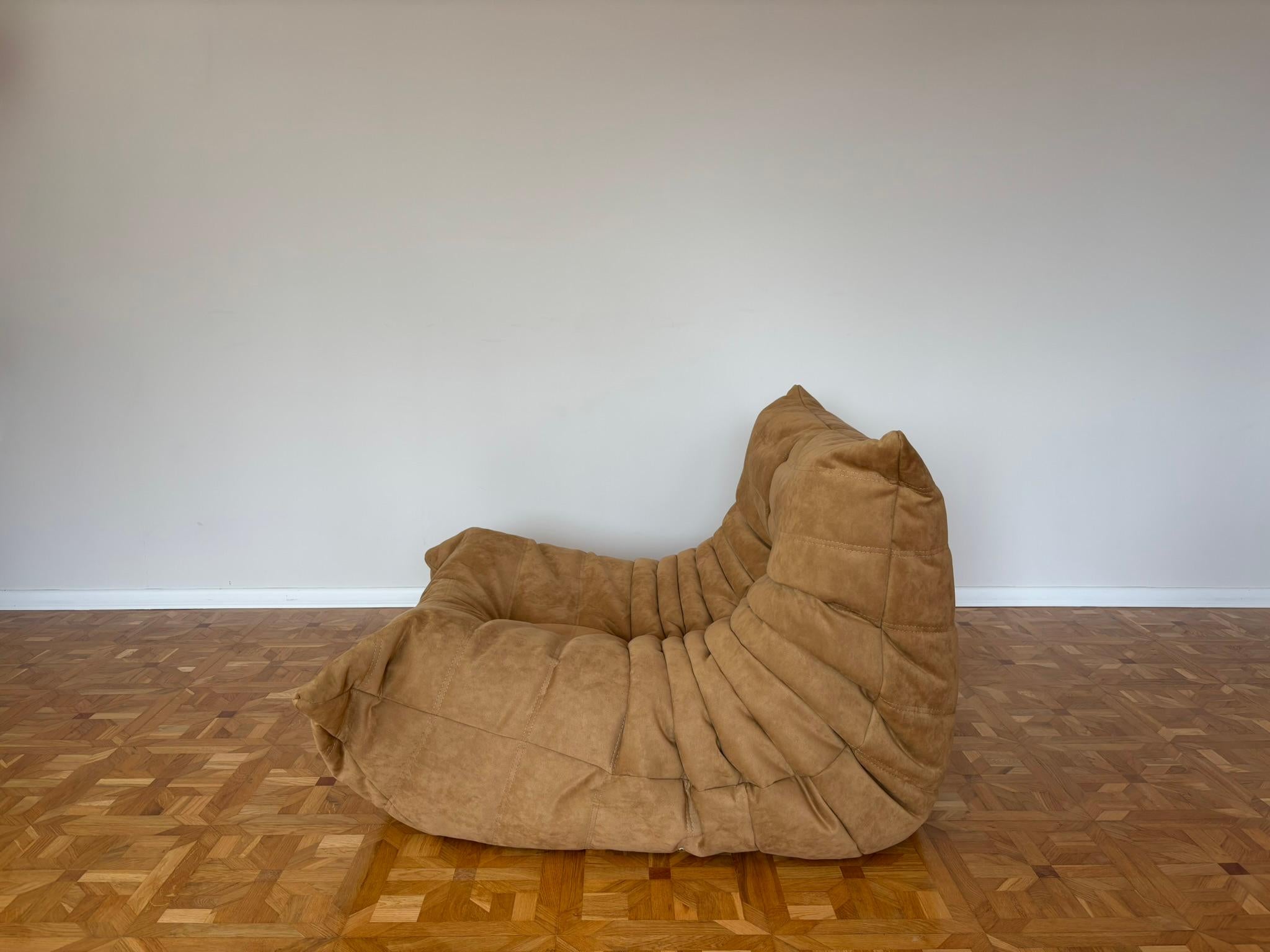 French Togo Lounge Chair by Michel Ducaroy for Ligne Roset For Sale
