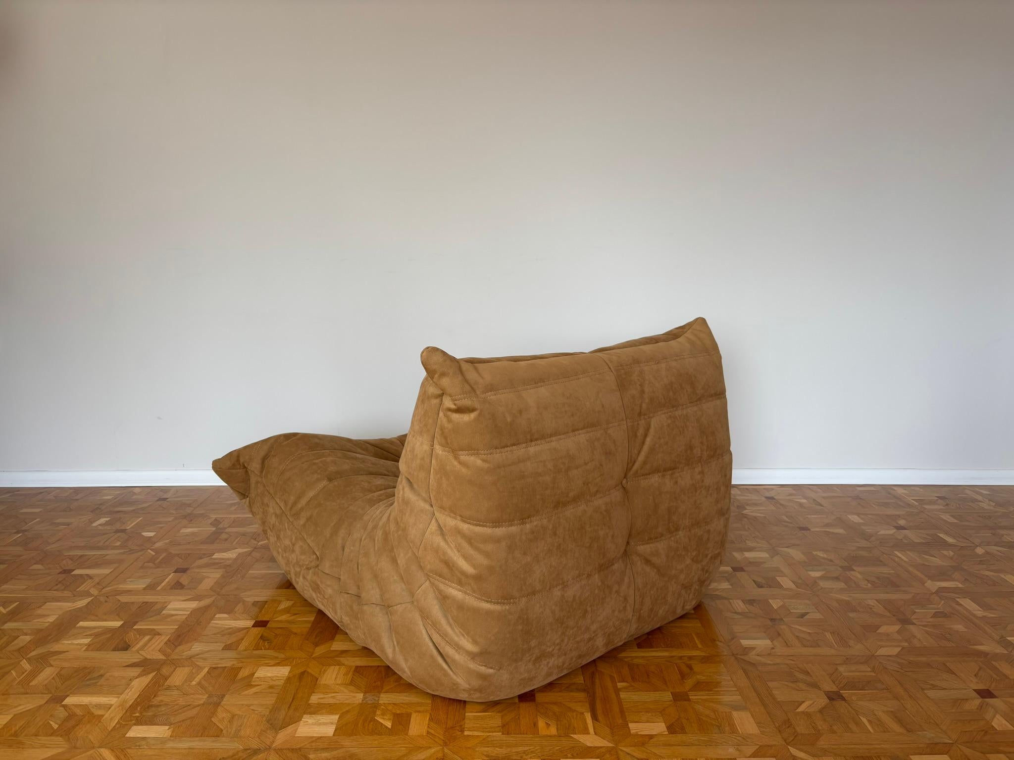 Togo Lounge Chair by Michel Ducaroy for Ligne Roset In Excellent Condition For Sale In Radomsko, Województwo łódzkie