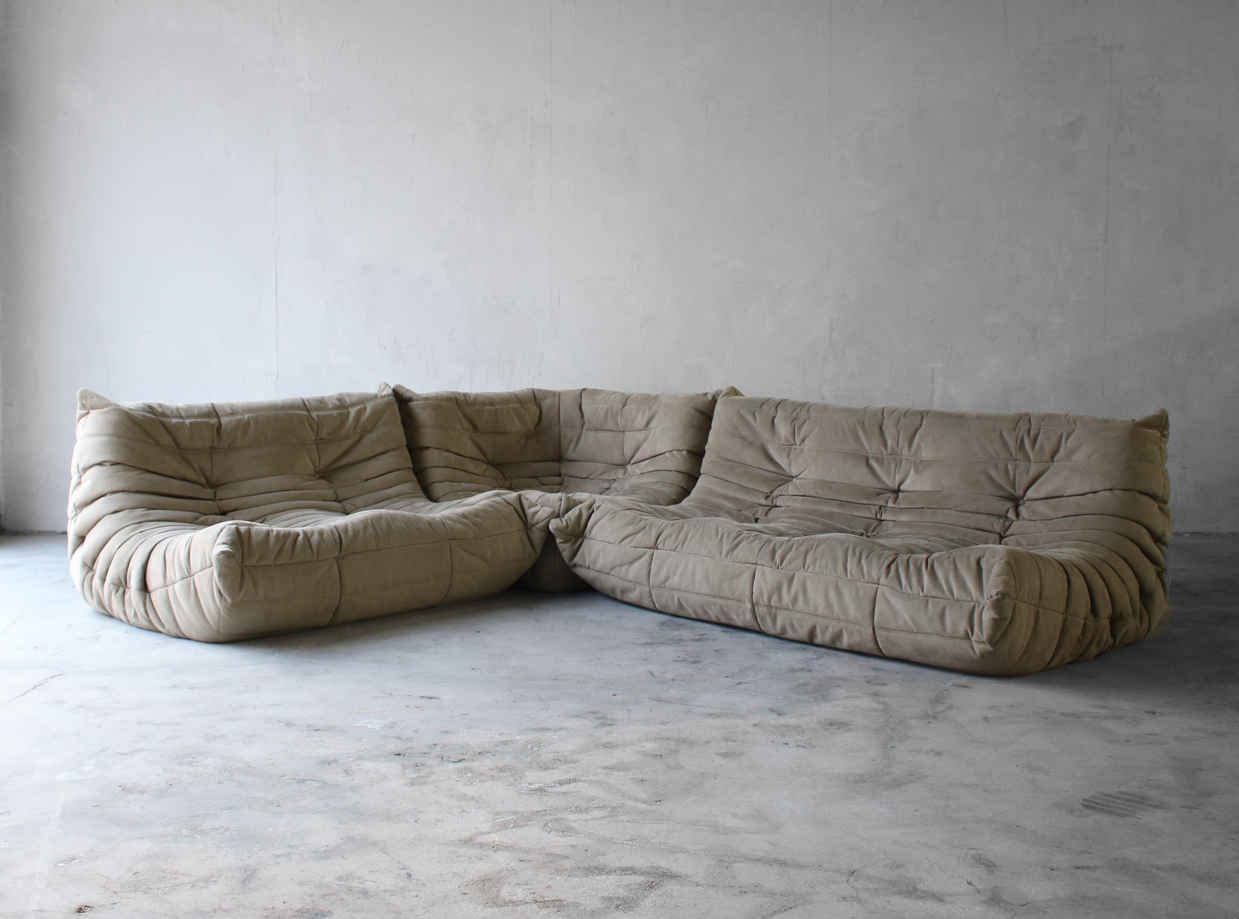 Mid-Century Modern Togo Loveseat Sofa by Ligne Roset