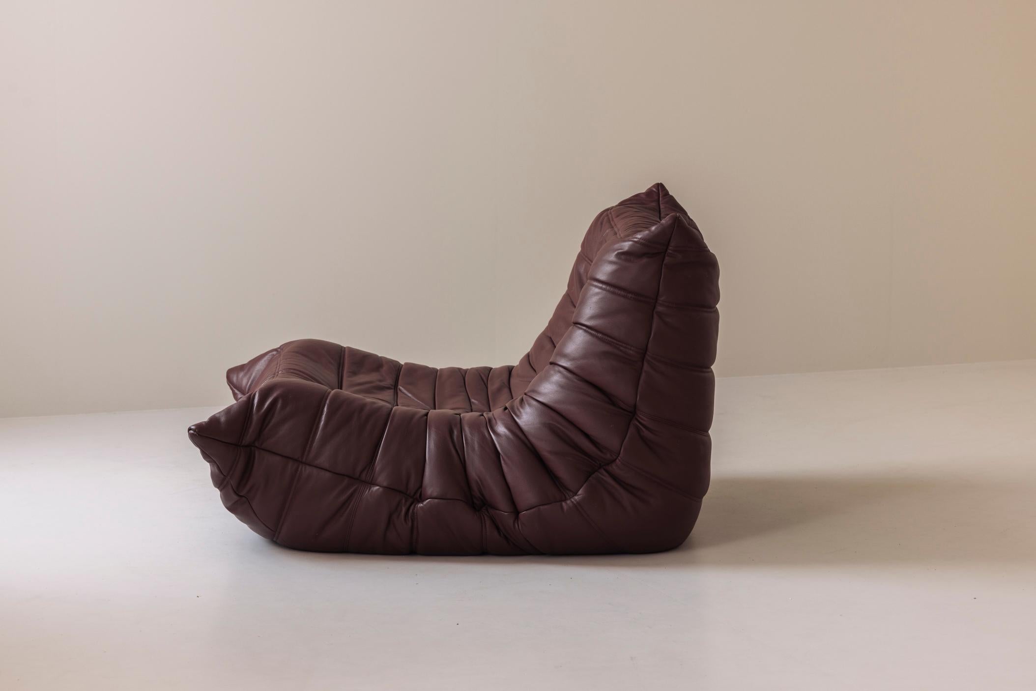 Mid-Century Modern ‘Togo’ One Seater, Burgundy leather by M. Ducaroy for Ligne Roset, France, 1960s