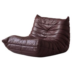 'Togo' Einsitzer, burgunderfarbenes Leder von M. Ducaroy für Ligne Roset, Frankreich, 1960er Jahre