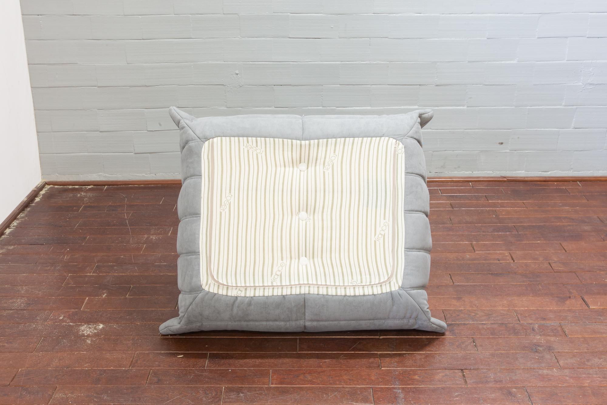 French Togo Ottoman in Light Grey Microfiber by Michel Ducaroy, Ligne Roset For Sale
