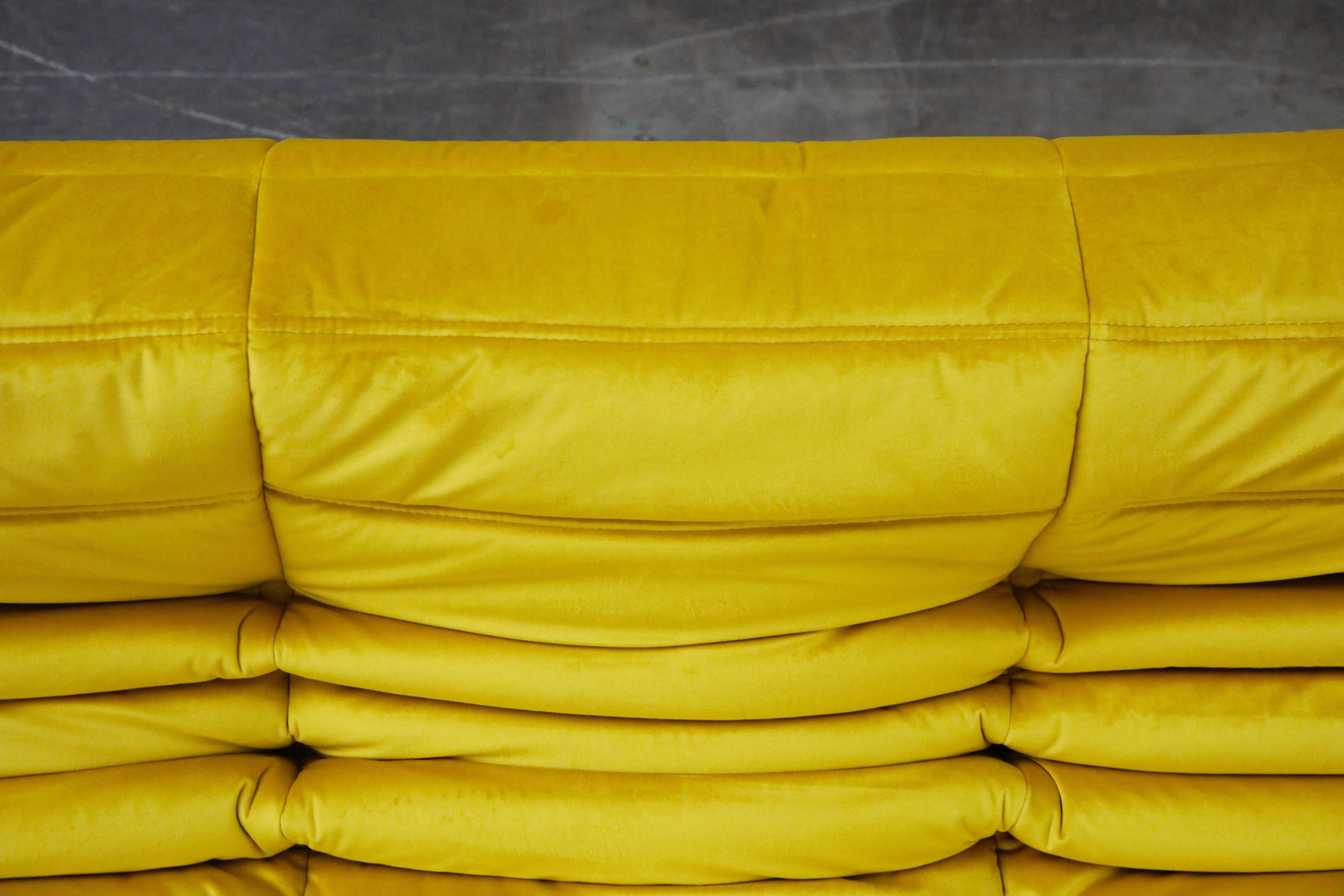 Togo Sectional Three-Piece Set by Michel Ducaroy for Ligne Roset in Gold Velvet 8