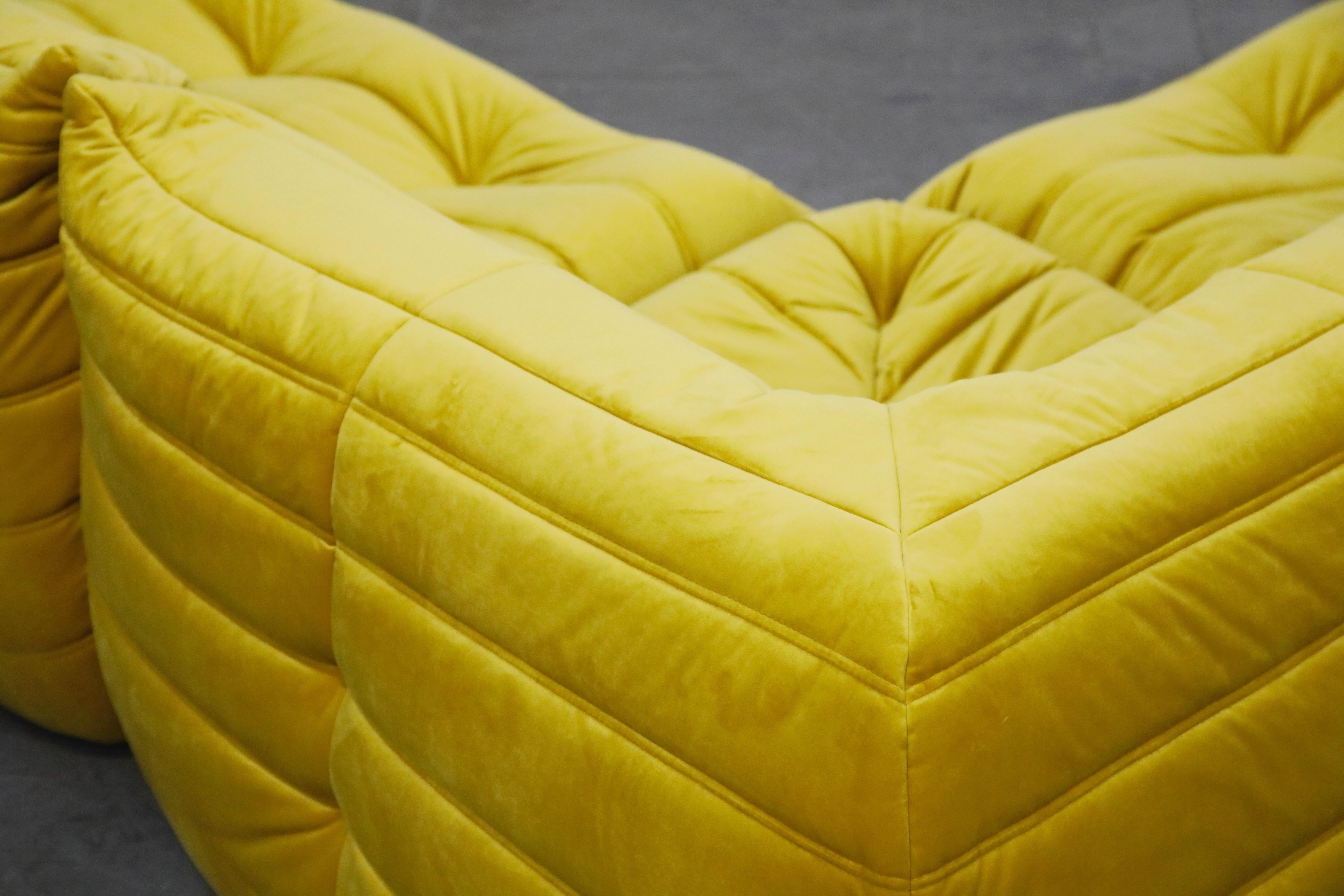 Togo Sectional Three-Piece Set by Michel Ducaroy for Ligne Roset in Gold Velvet 10