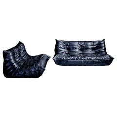 Togo Set de 2-Seater et 3-Seater en cuir noir designé par Michel Ducaroy