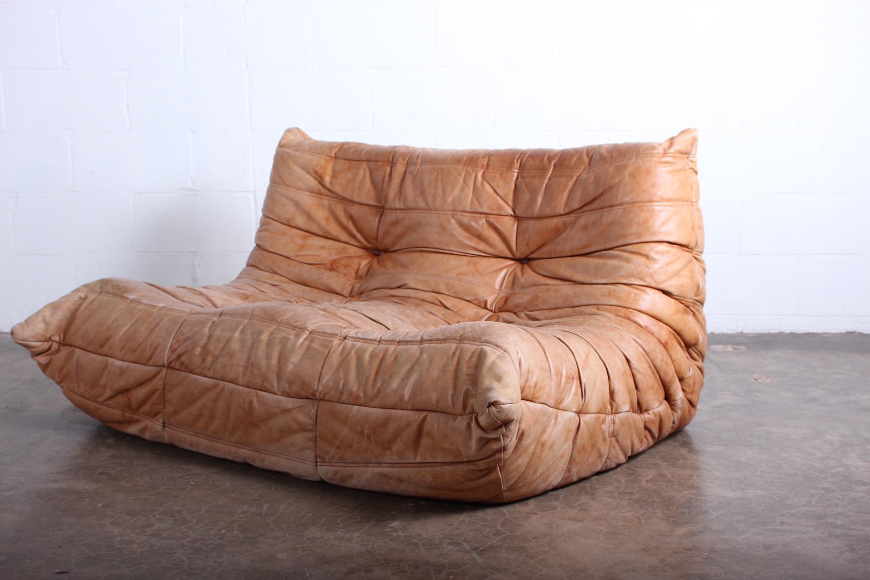 Togo Settee by Michel Ducaroy for Ligne Roset in Original Leather In Good Condition In Dallas, TX