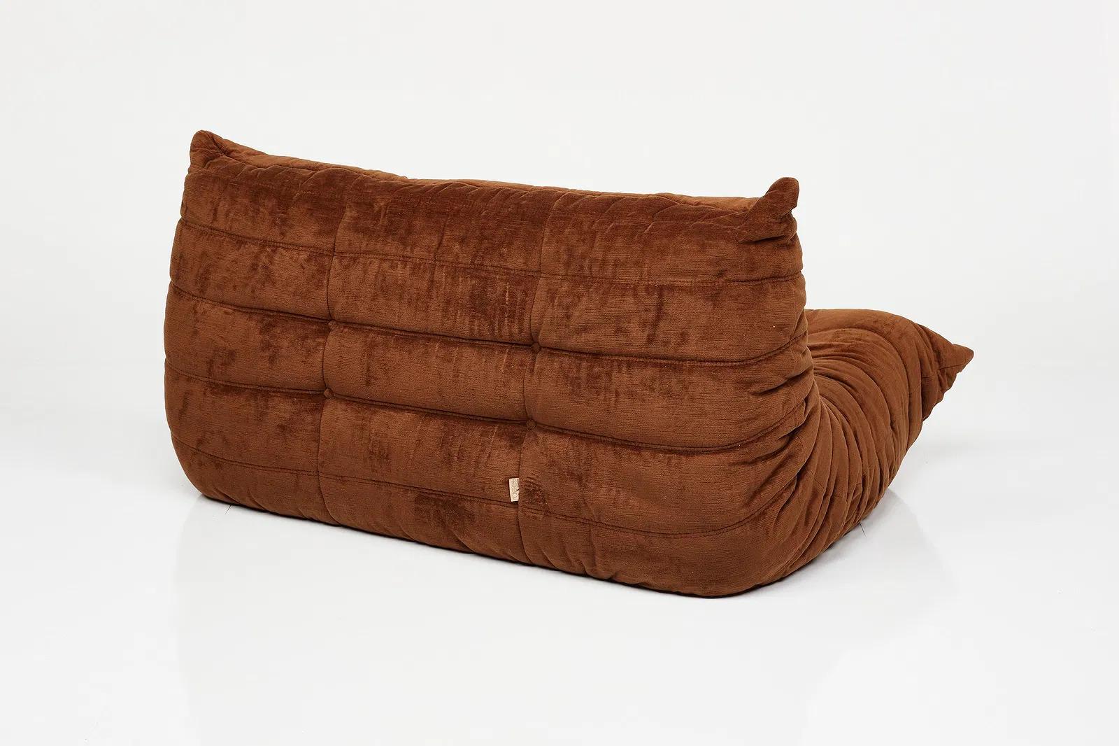 Late 20th Century Vintage 1970s Ligne Roset Togo Settee, Designed by Michel Ducaroy For Sale