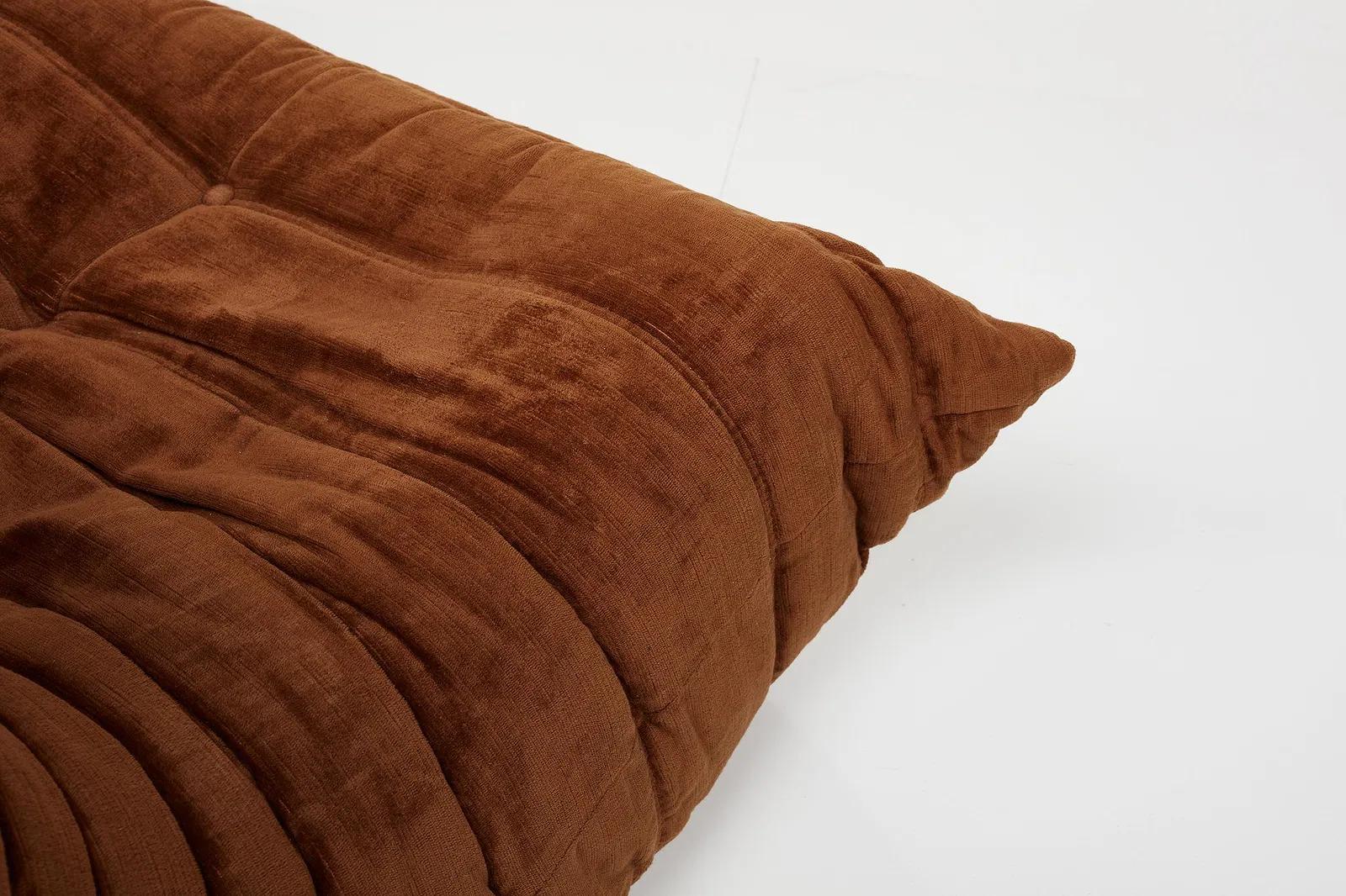 Vintage 1970s Ligne Roset Togo Settee, Designed by Michel Ducaroy For Sale 3