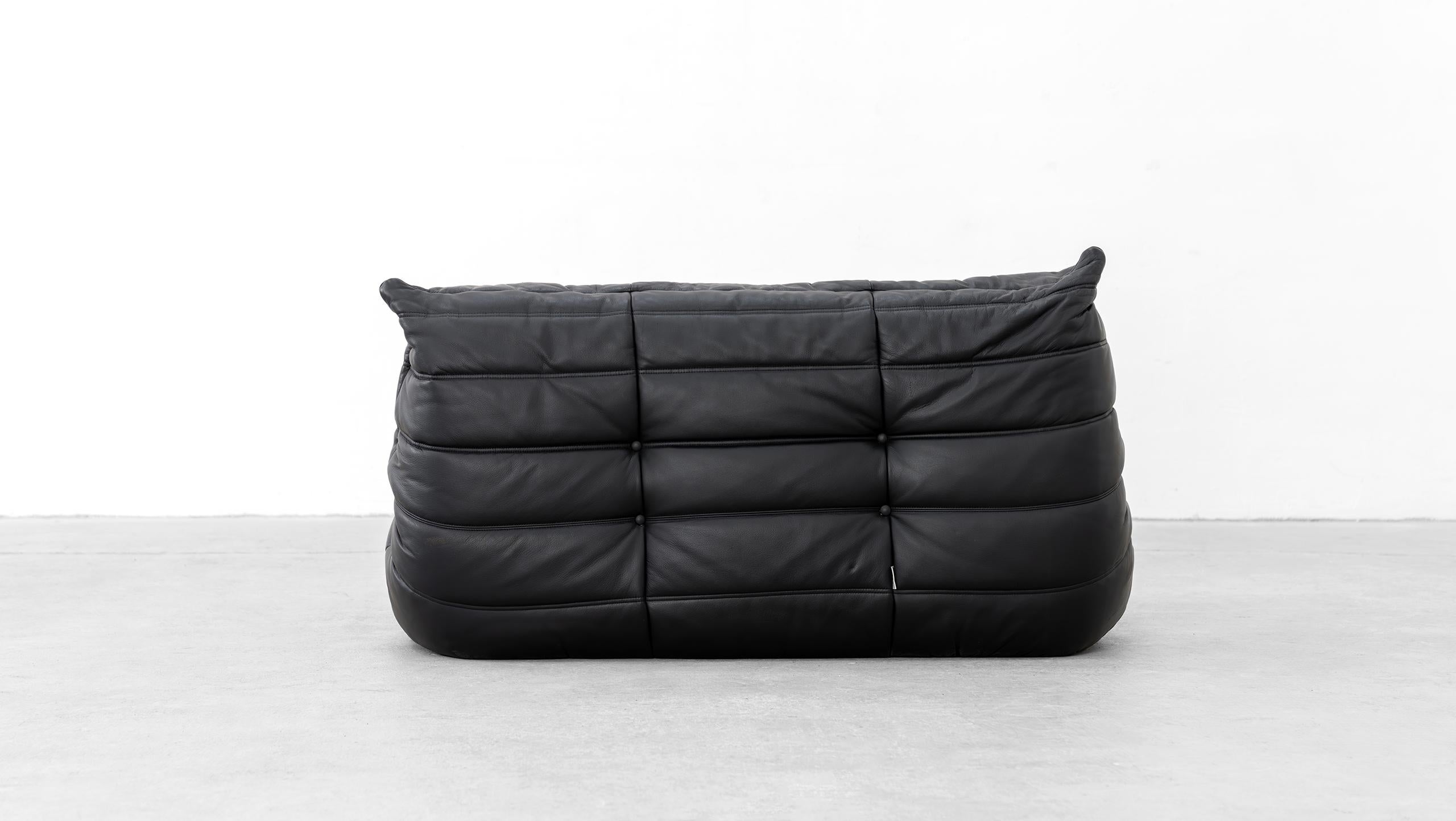 Togo  Canapé 2 places - Michel Ducaroy Ligne Roset cuir noir fabriqué en France en vente 7