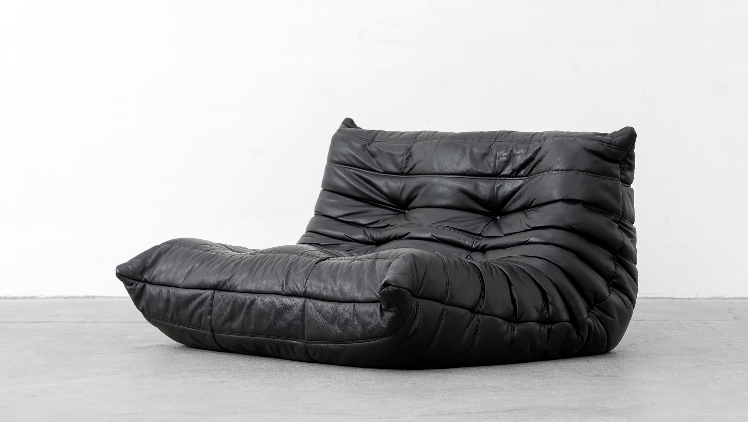 Togo  Canapé 2 places - Michel Ducaroy Ligne Roset cuir noir fabriqué en France en vente 11