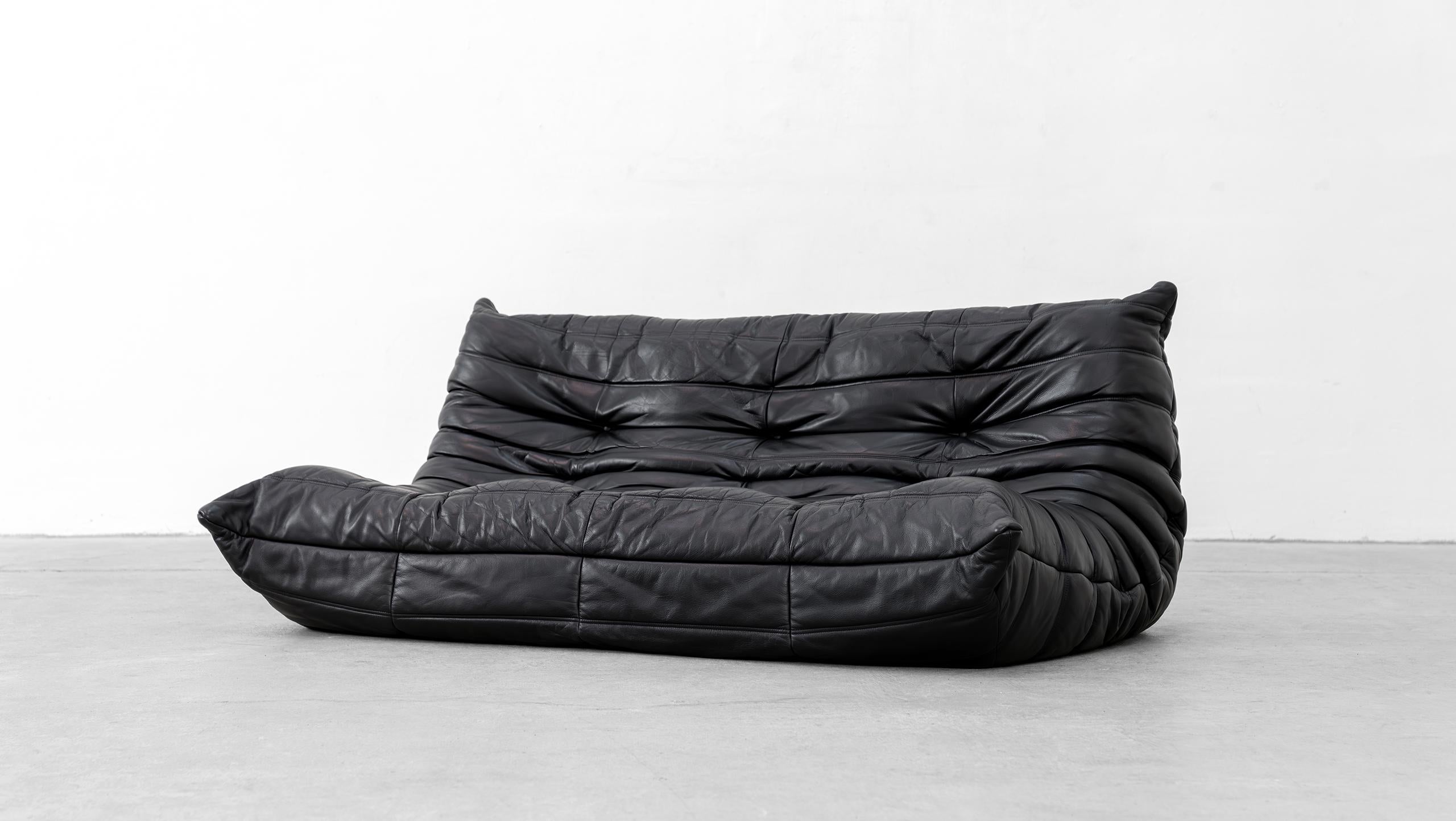 Togo  Sofa mit 3 Sitzern – Michel Ducaroy Ligne Roset, schwarzes Leder, hergestellt in Frankreich im Angebot 2
