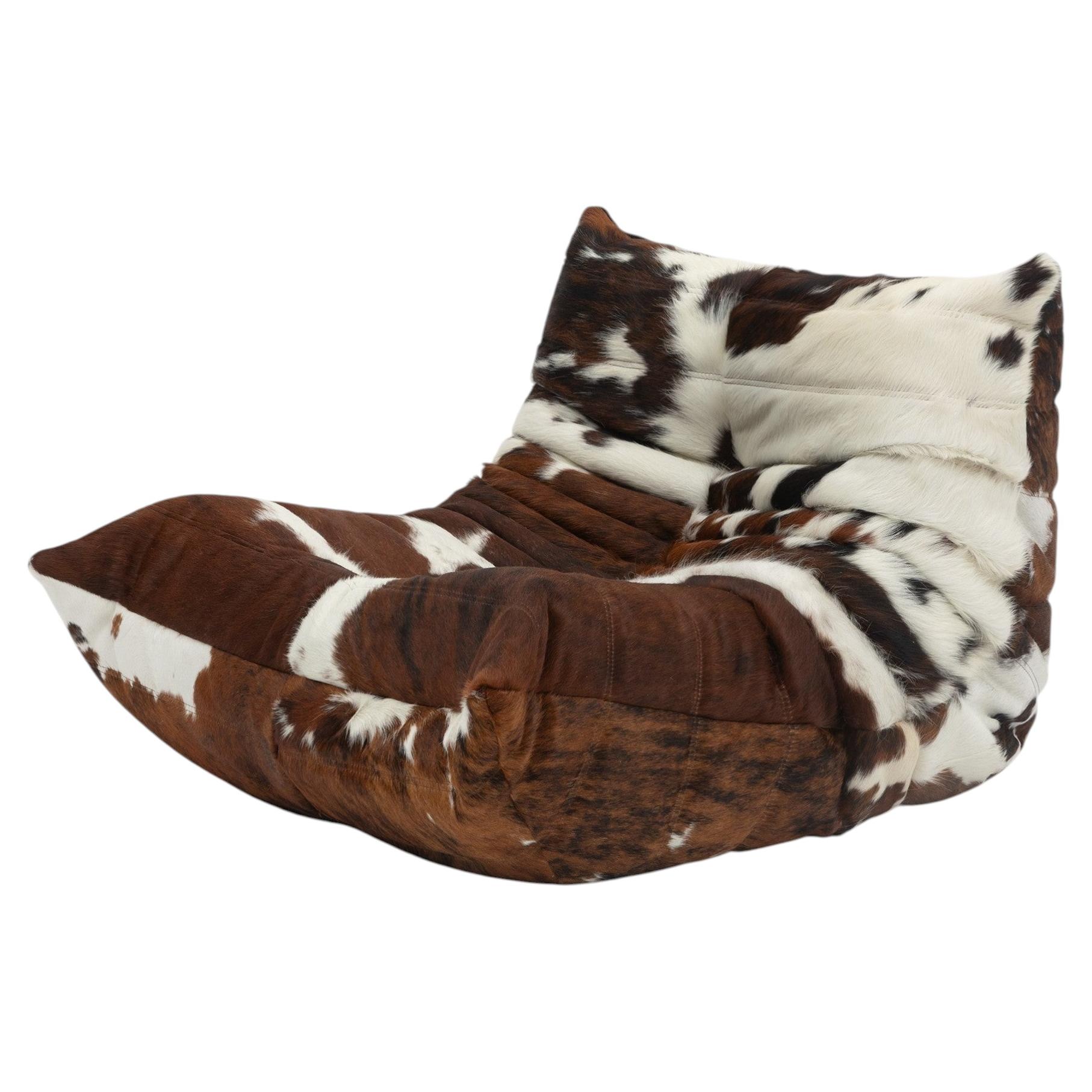 Sofa „Togo“ von Michel Ducaroy für Ligne Roset, individuell gestaltet aus Rindsleder im Angebot