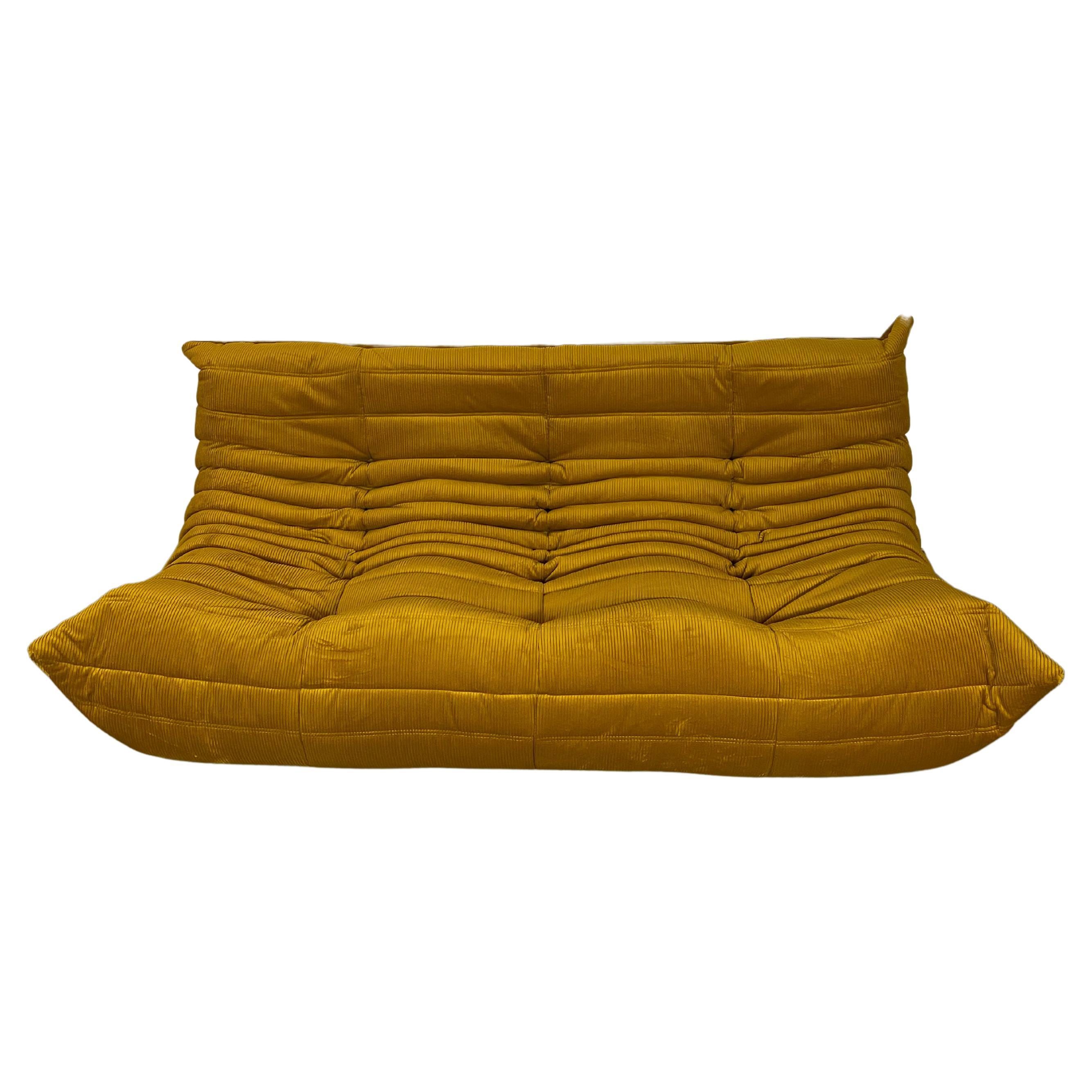 Togo-Sofa von Michel Ducaroy für Ligne Roset, 4er-Set mit 3 Sitzen, 2 Sitzen und 1 Sitzen, Hocker im Angebot