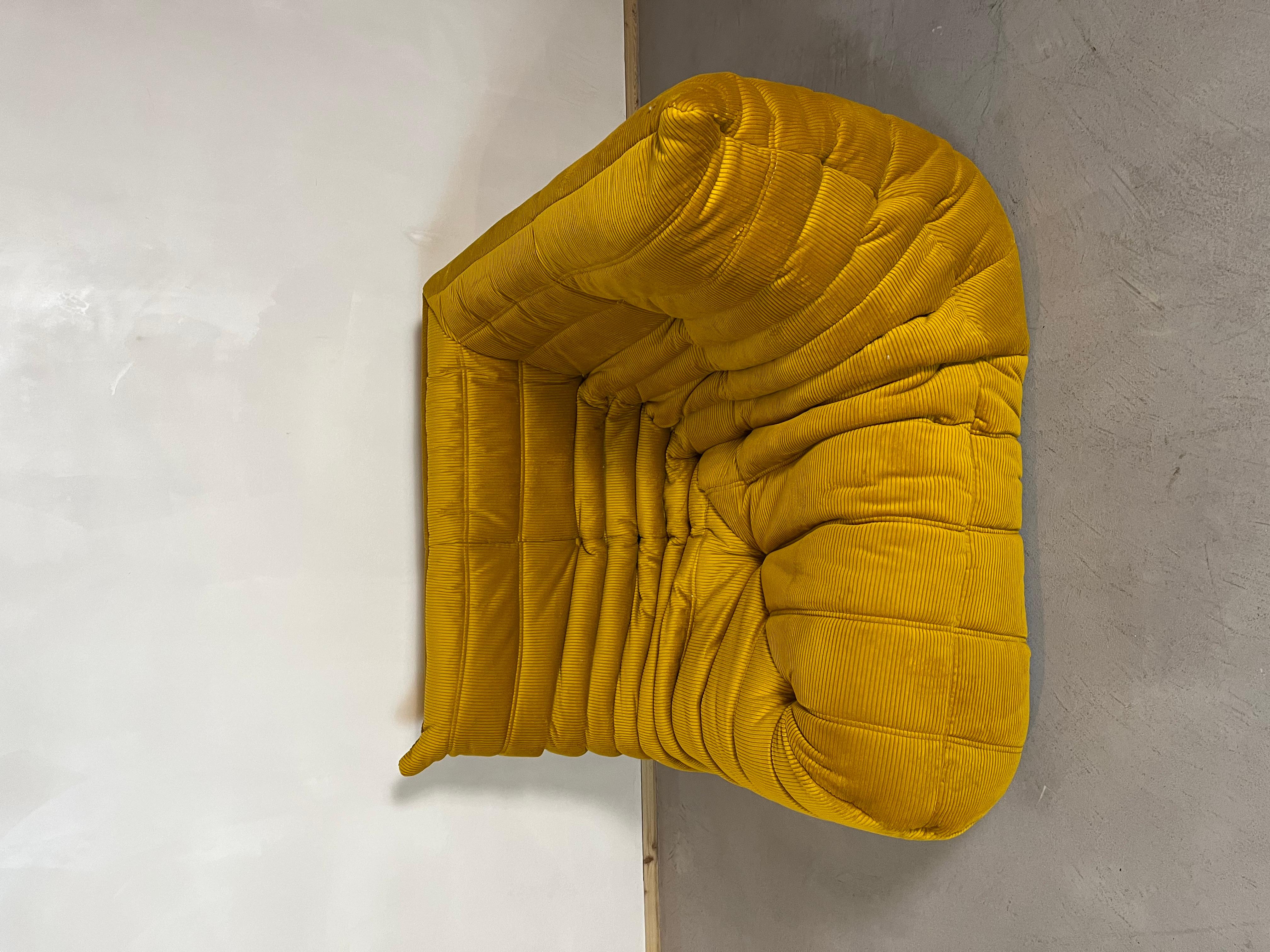 Togo Sofa by Michel Ducaroy for Ligne Roset, Set of 5 For Sale 11