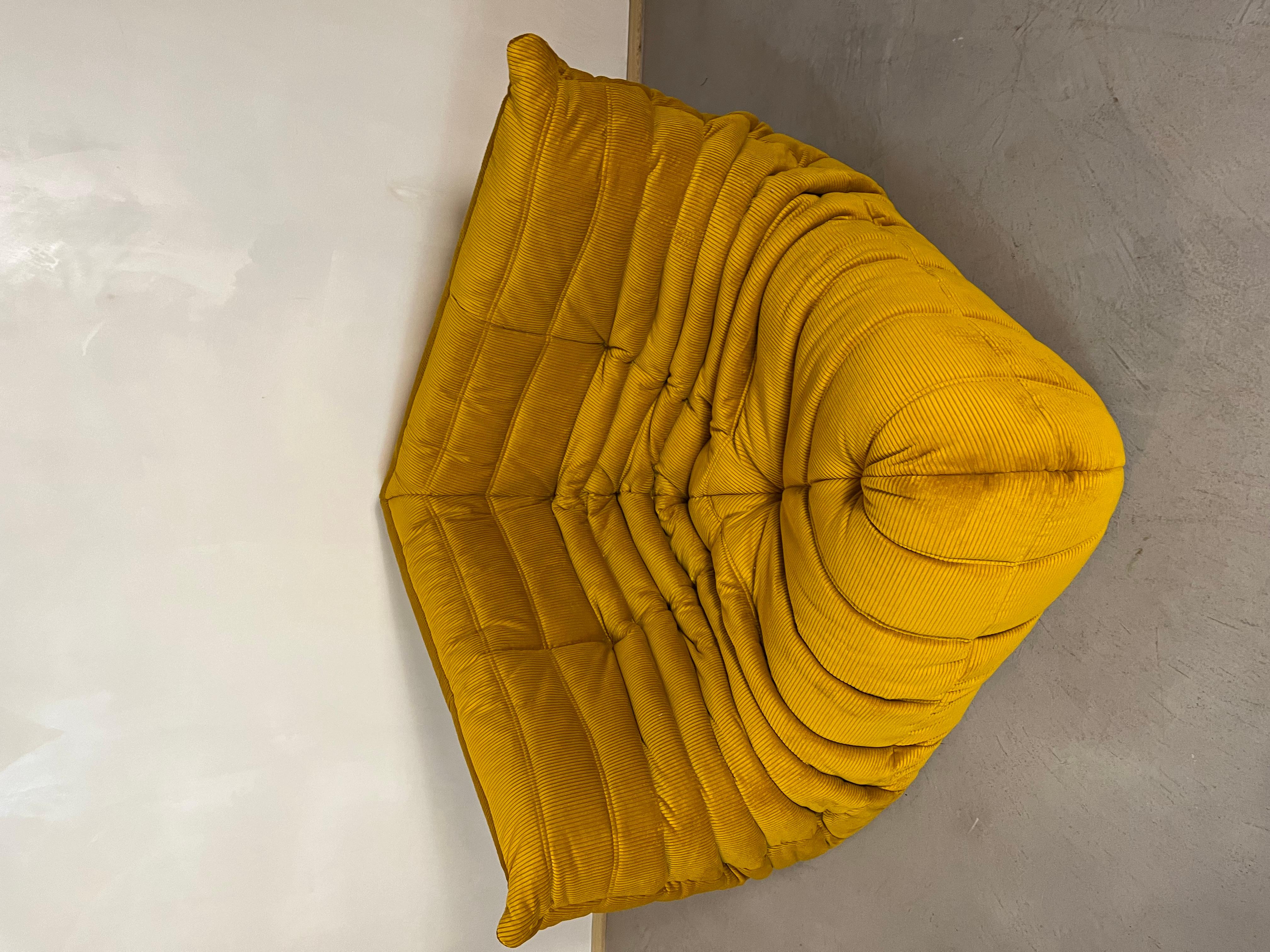  Togo Sofa by Michel Ducaroy for Ligne Roset, Set of 5 For Sale 12