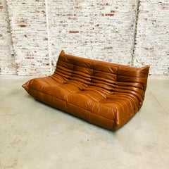 Togo-Sofa aus dunkelbraunem cognacfarbenem Leder von Michel Ducaroy für Ligne Roset