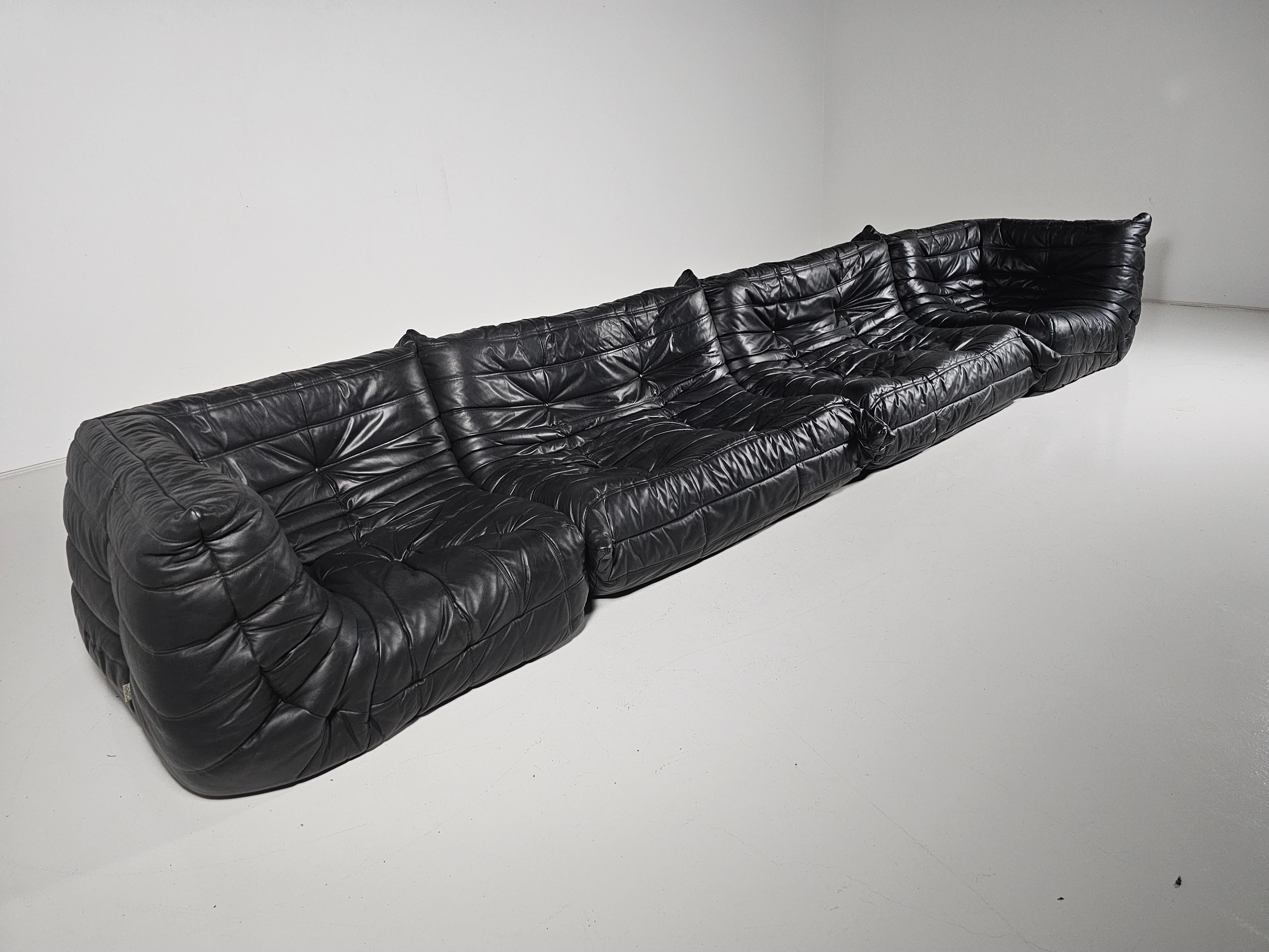 Sofá Togo en cuero negro original,  Michel Ducaroy, Ligne Roset, años 1980 Moderno de mediados de siglo en venta