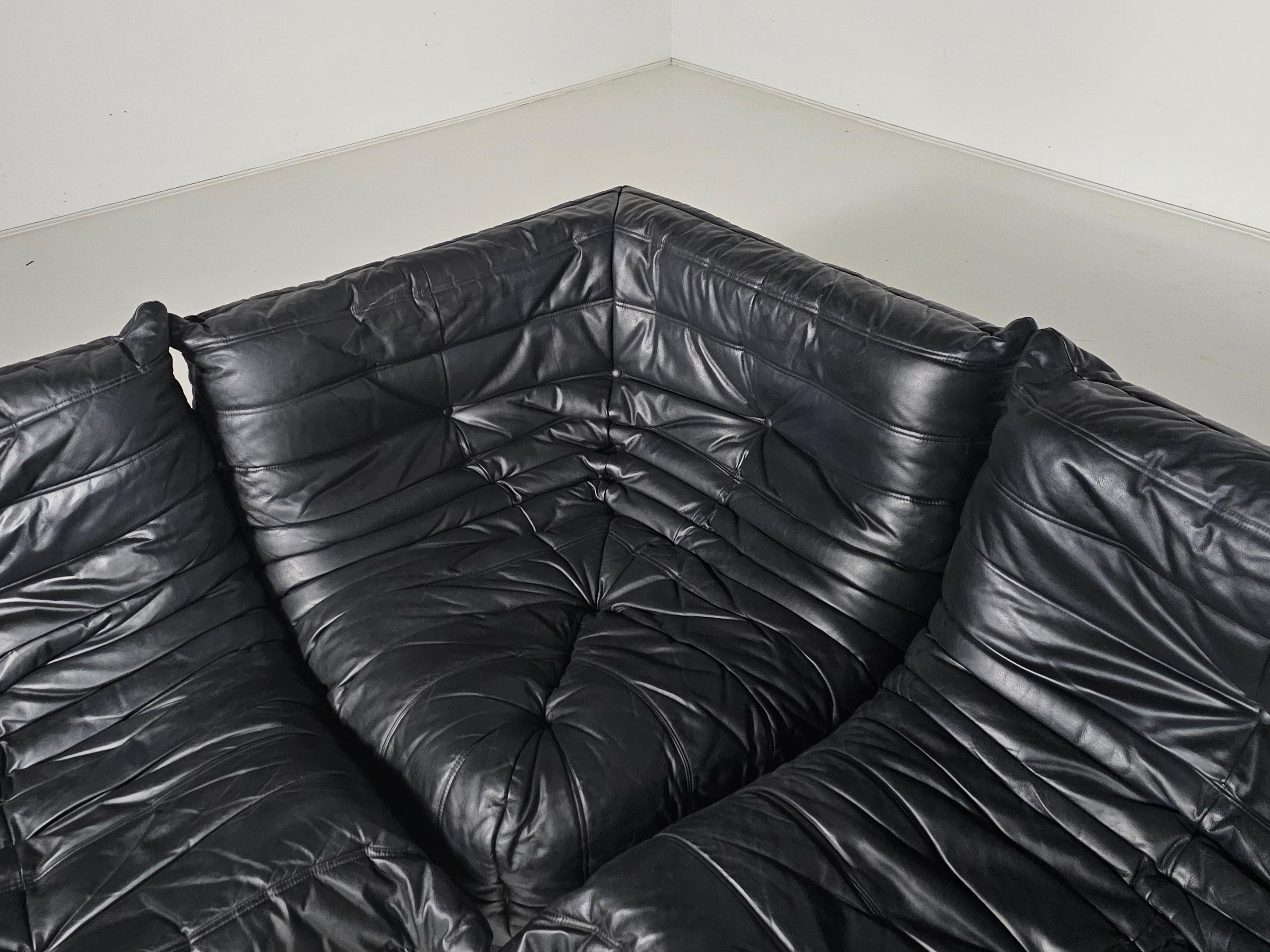 Sofá Togo en cuero negro original,  Michel Ducaroy, Ligne Roset, años 1980 en venta 1