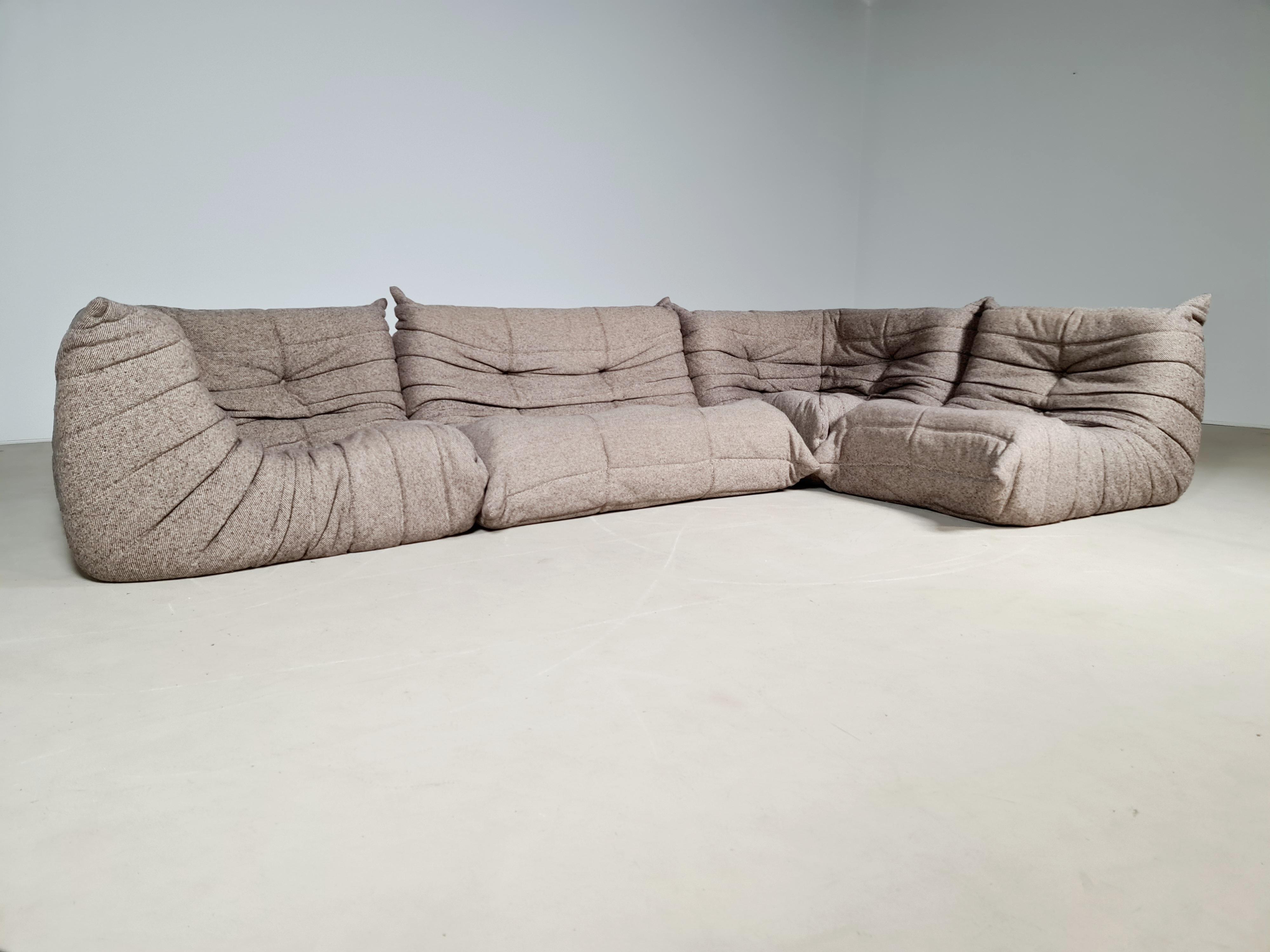 Togo Sofa in Original Wool Fabric by Michel Ducaroy for Ligne Roset, 1970s In Good Condition In amstelveen, NL