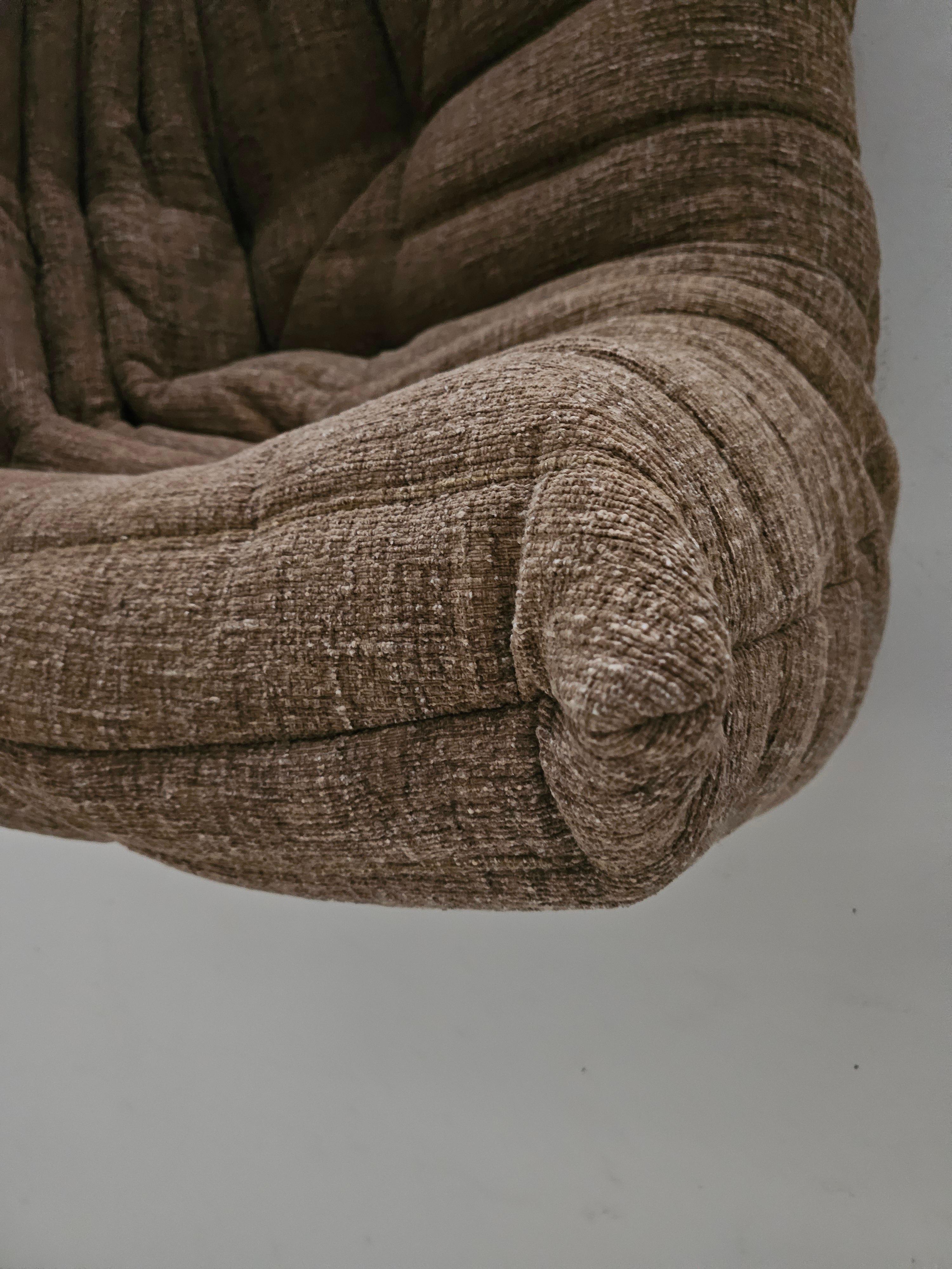 Togo Sofa/Lounge chairs by Michel Ducaroy for Ligne Roset, circa 1970s 2