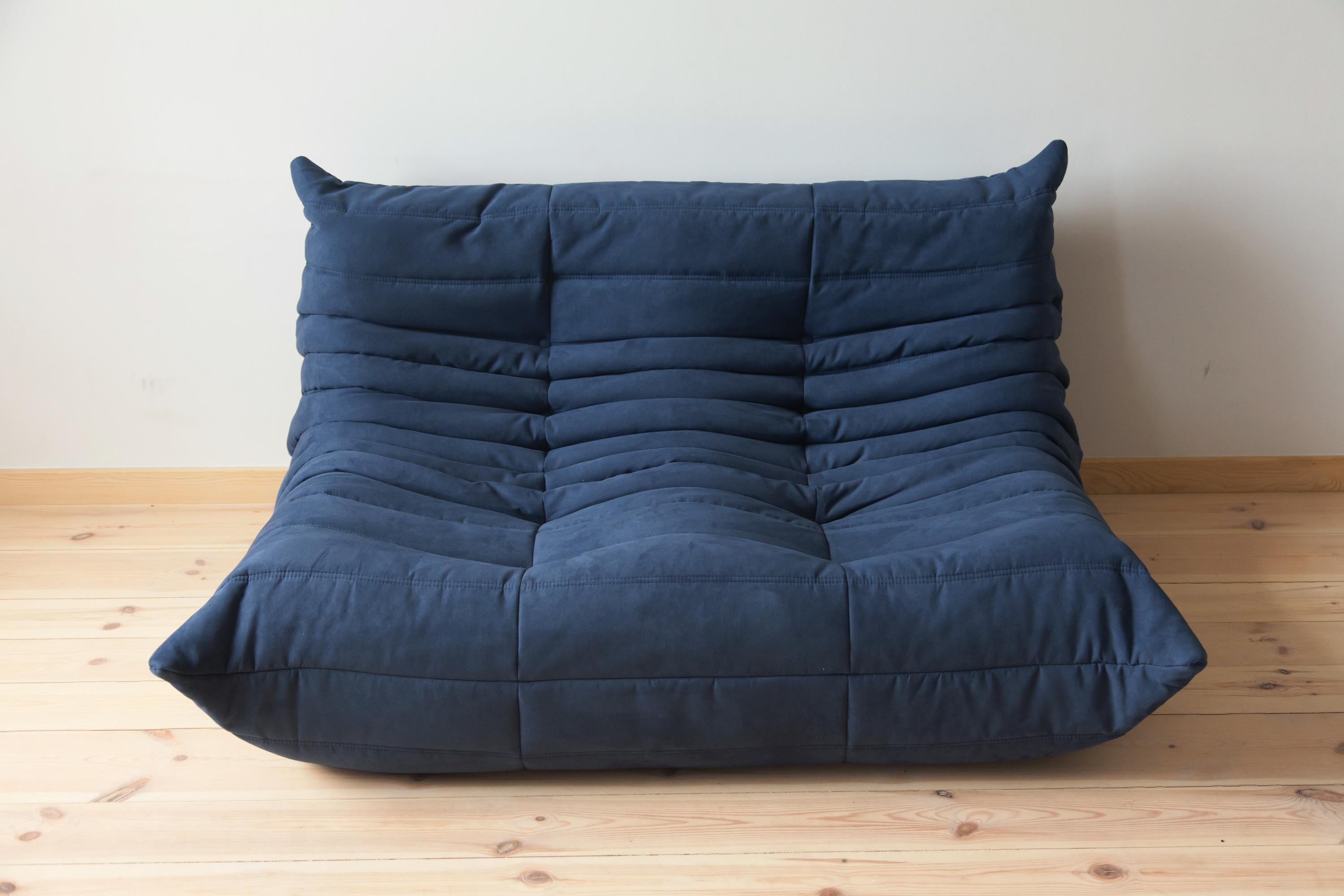 Togo Sofa Set by Michel Ducaroy for Ligne Roset, in Dark Blue Microfibre For Sale 6