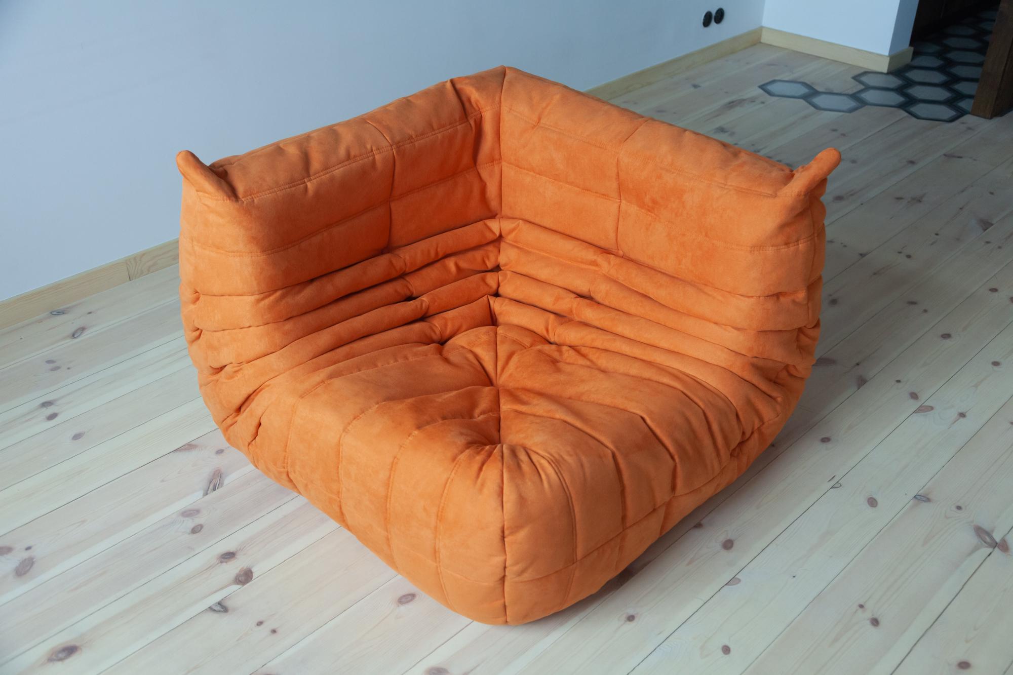 Togo Sofa Set by Michel Ducaroy for Ligne Roset, in Orange Microfibre For Sale 4