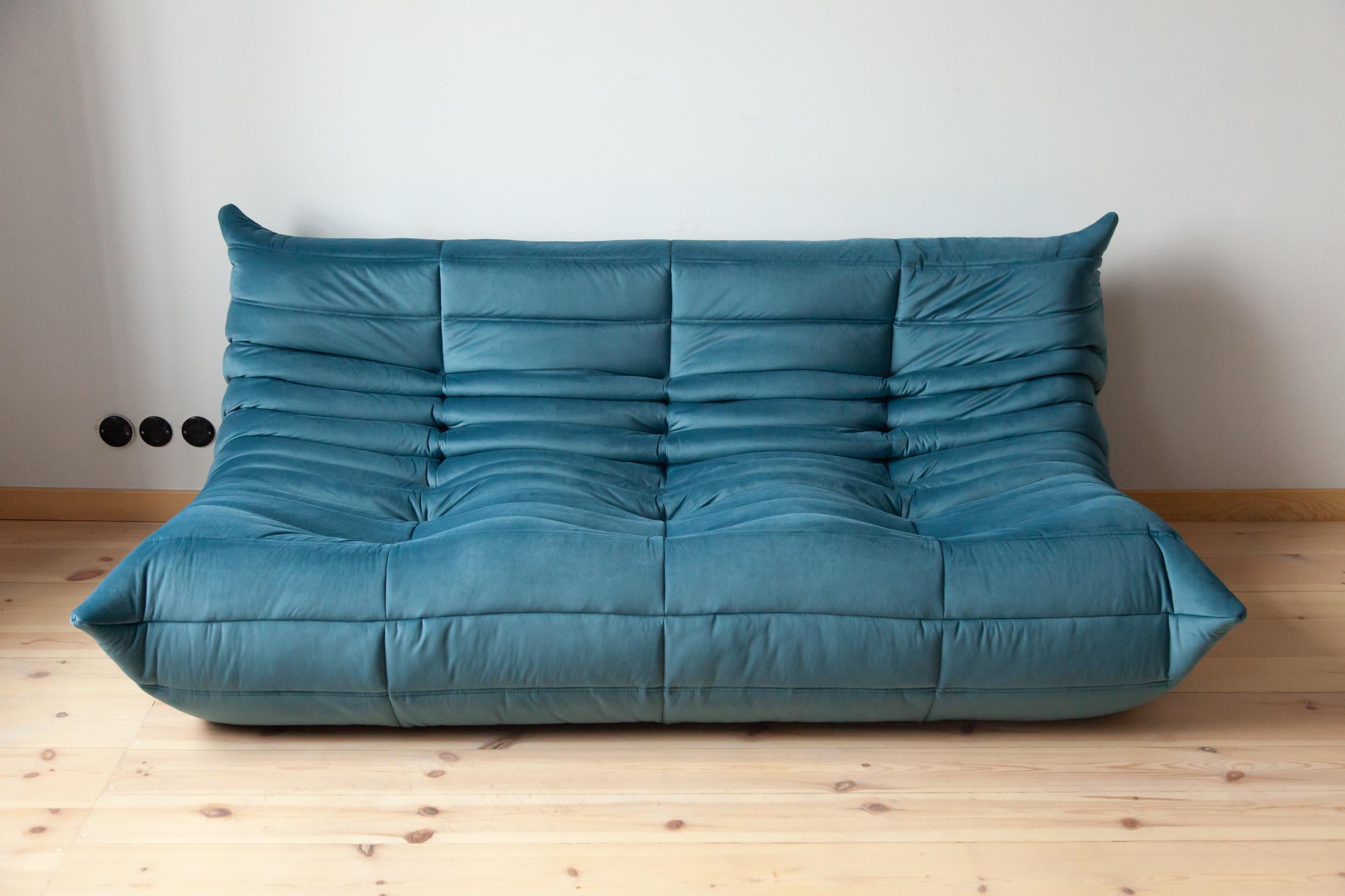 Togo Sofa Set by Michel Ducaroy for Ligne Roset, in Sea Blue Velvet For Sale 9