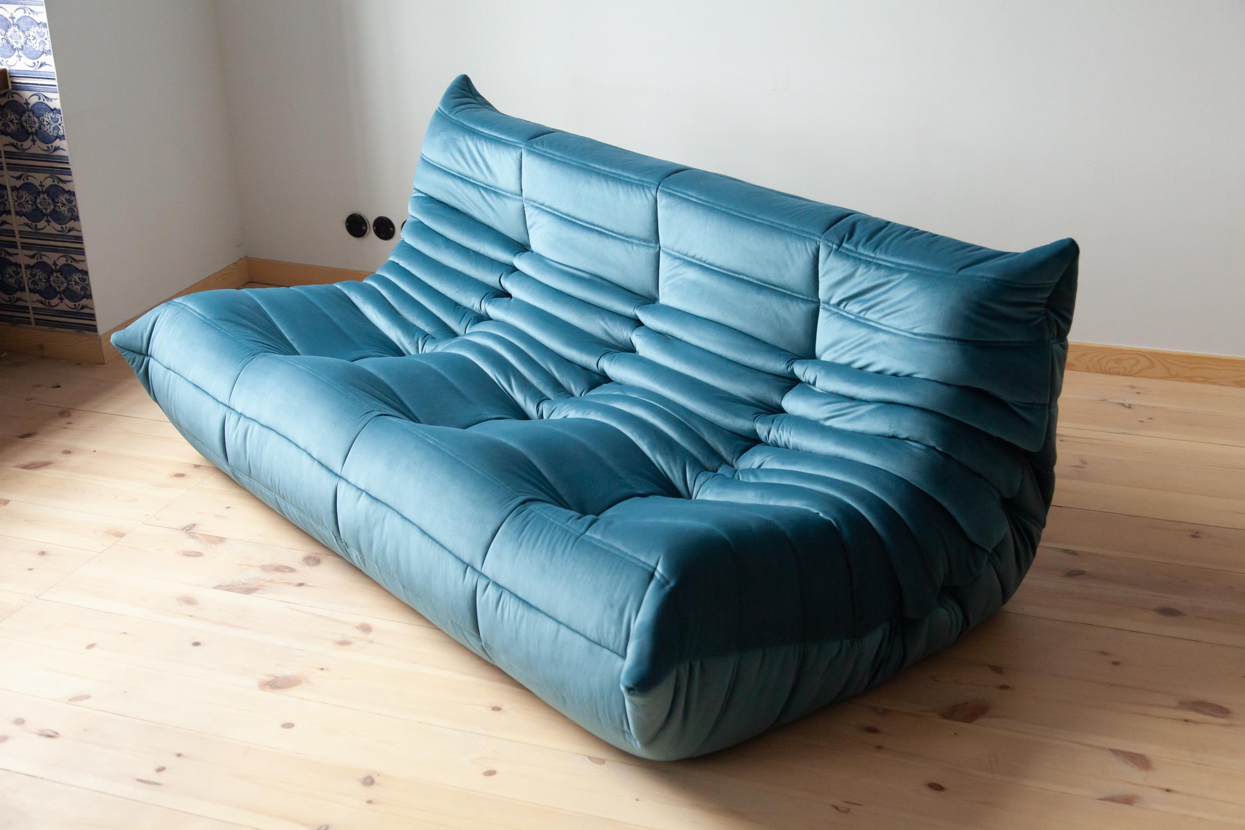 Togo Sofa Set by Michel Ducaroy for Ligne Roset, in Sea Blue Velvet For Sale 10