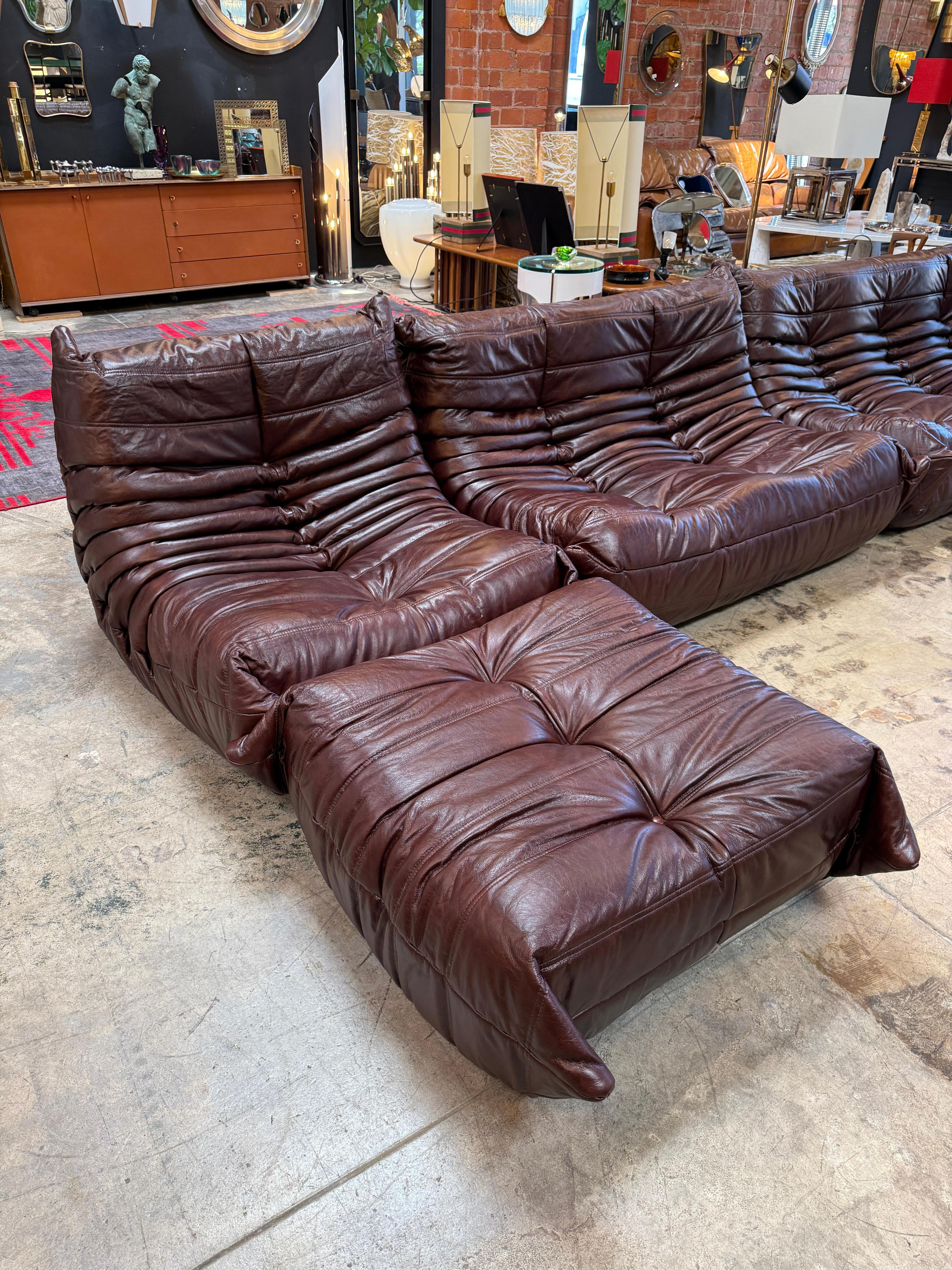 Togo Sofa Set of Five en venta 8